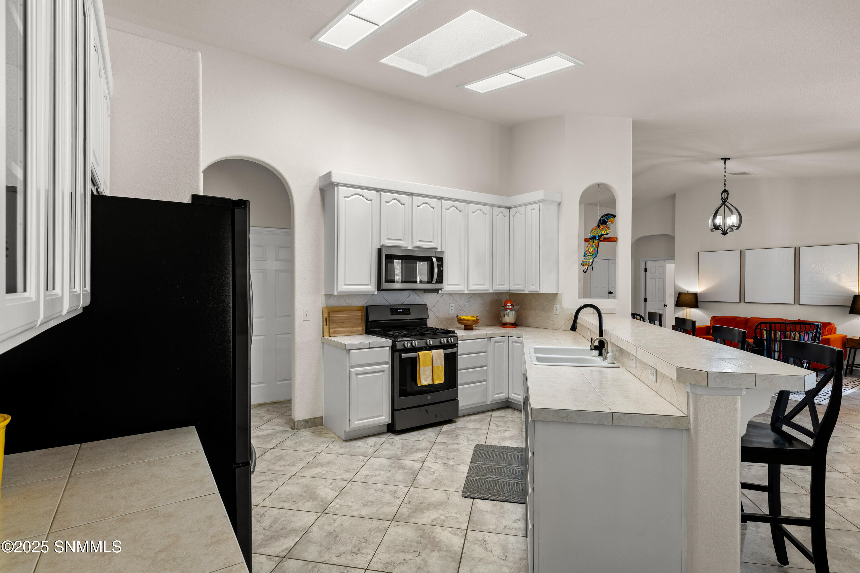 3548-Mission-MLS-Camera-Guy-17