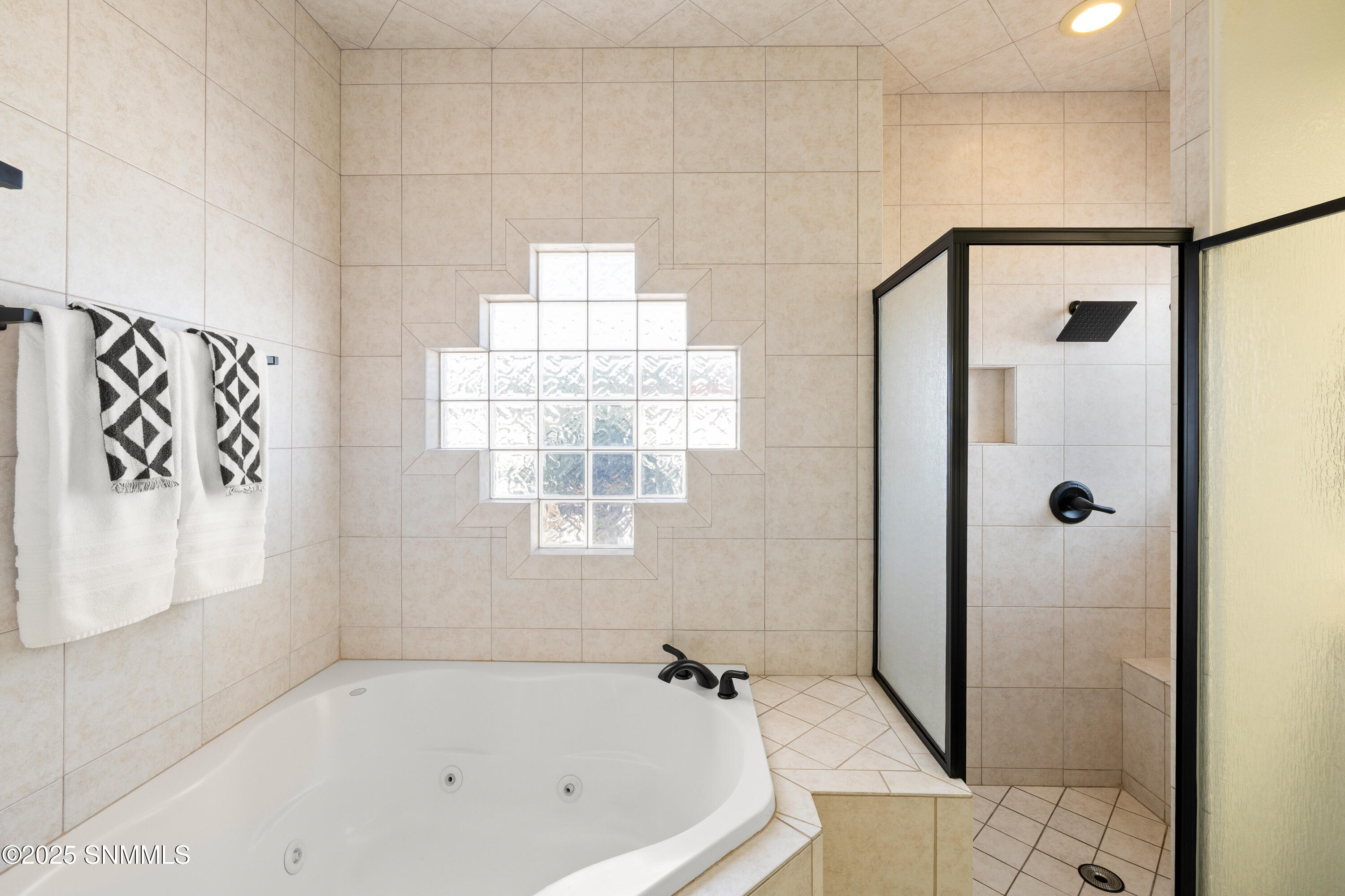 3548-Mission-MLS-Camera-Guy-33