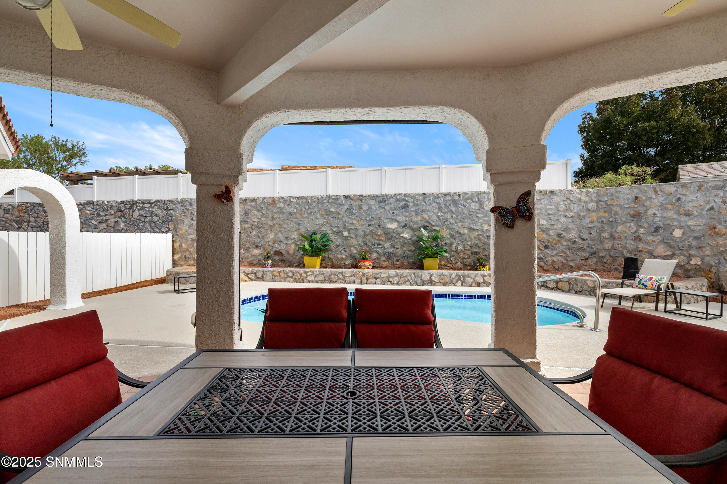 3548-Mission-MLS-Camera-Guy-42