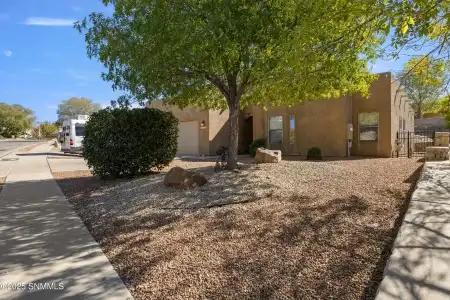 2220 Dakota Drive, Las Cruces, New Mexico 88011, 8 Bedrooms Bedrooms, ,Residential Income,For Sale,Dakota,2503593