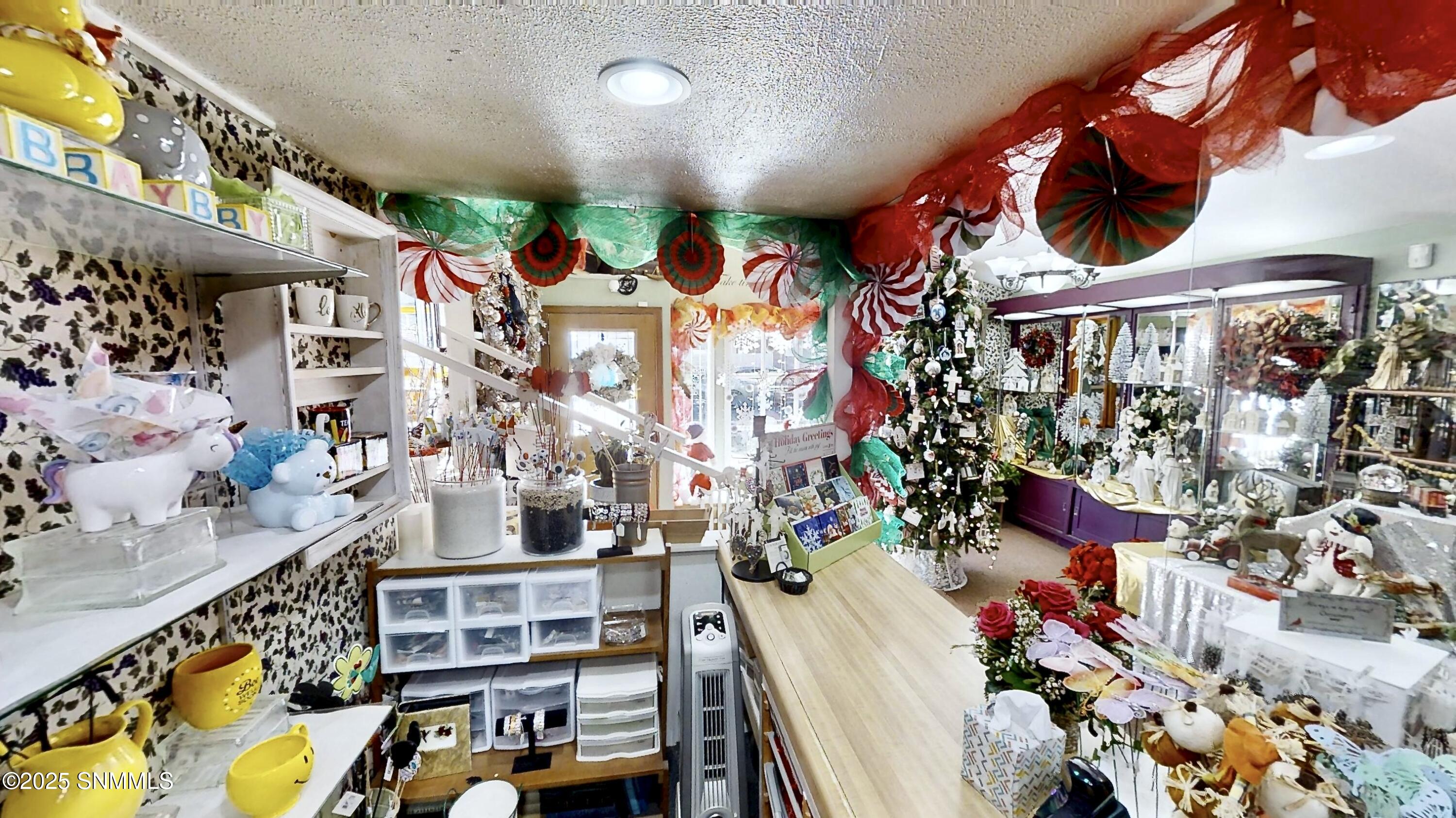 405-W-Alameda-St-11102025_071558