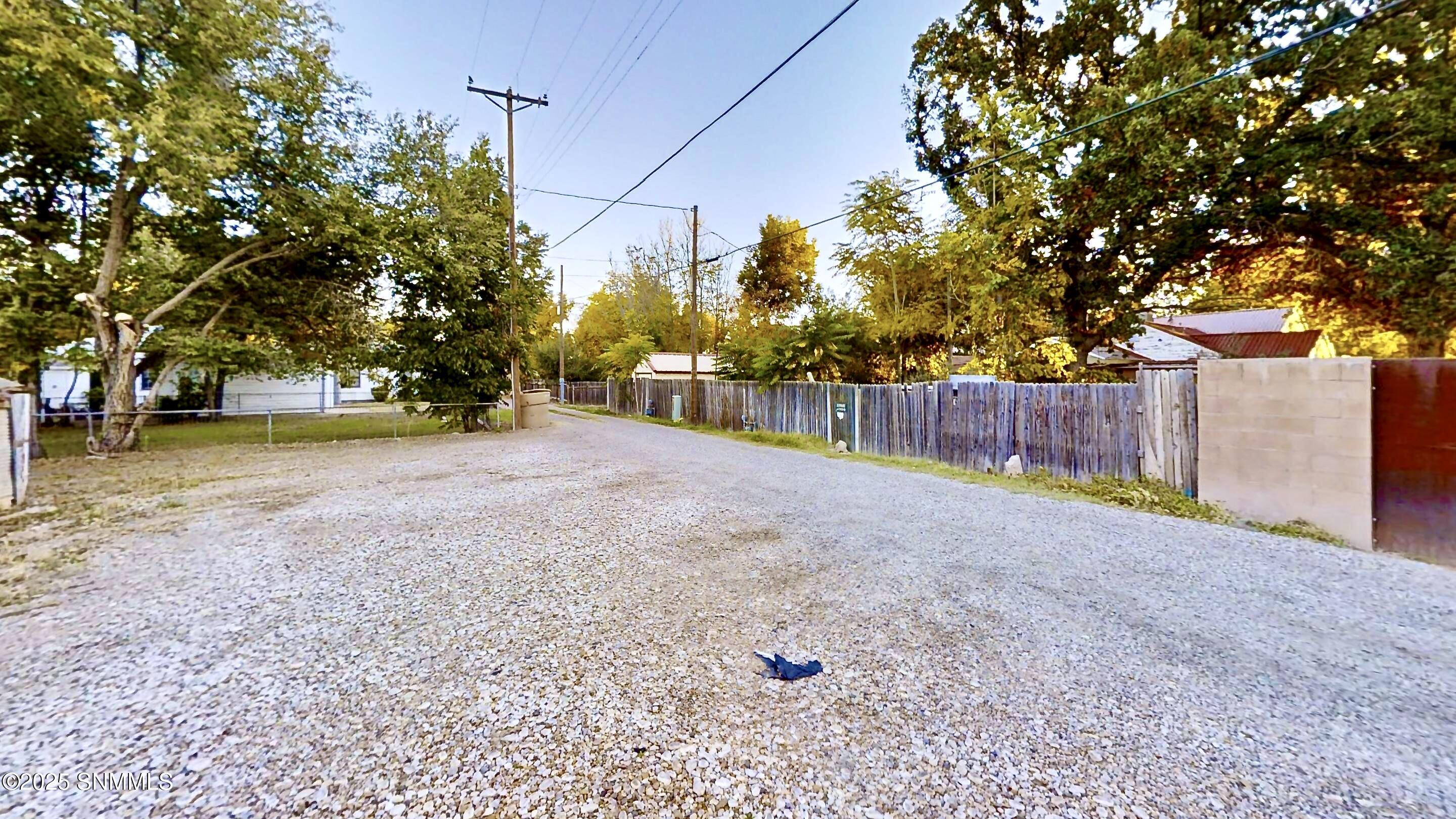 405-W-Alameda-St-Photo-9