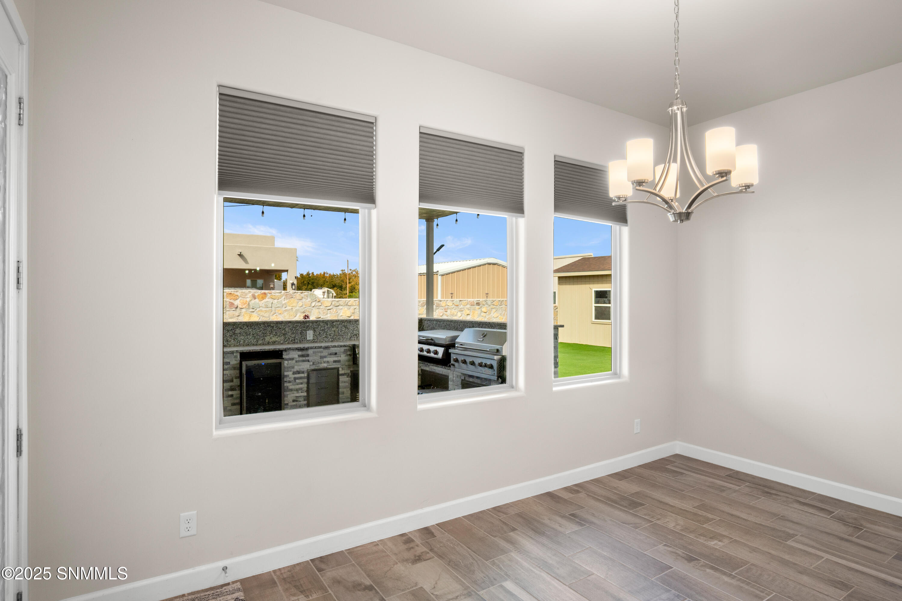 380-Leghorn-MLS-Camera-Guy-22