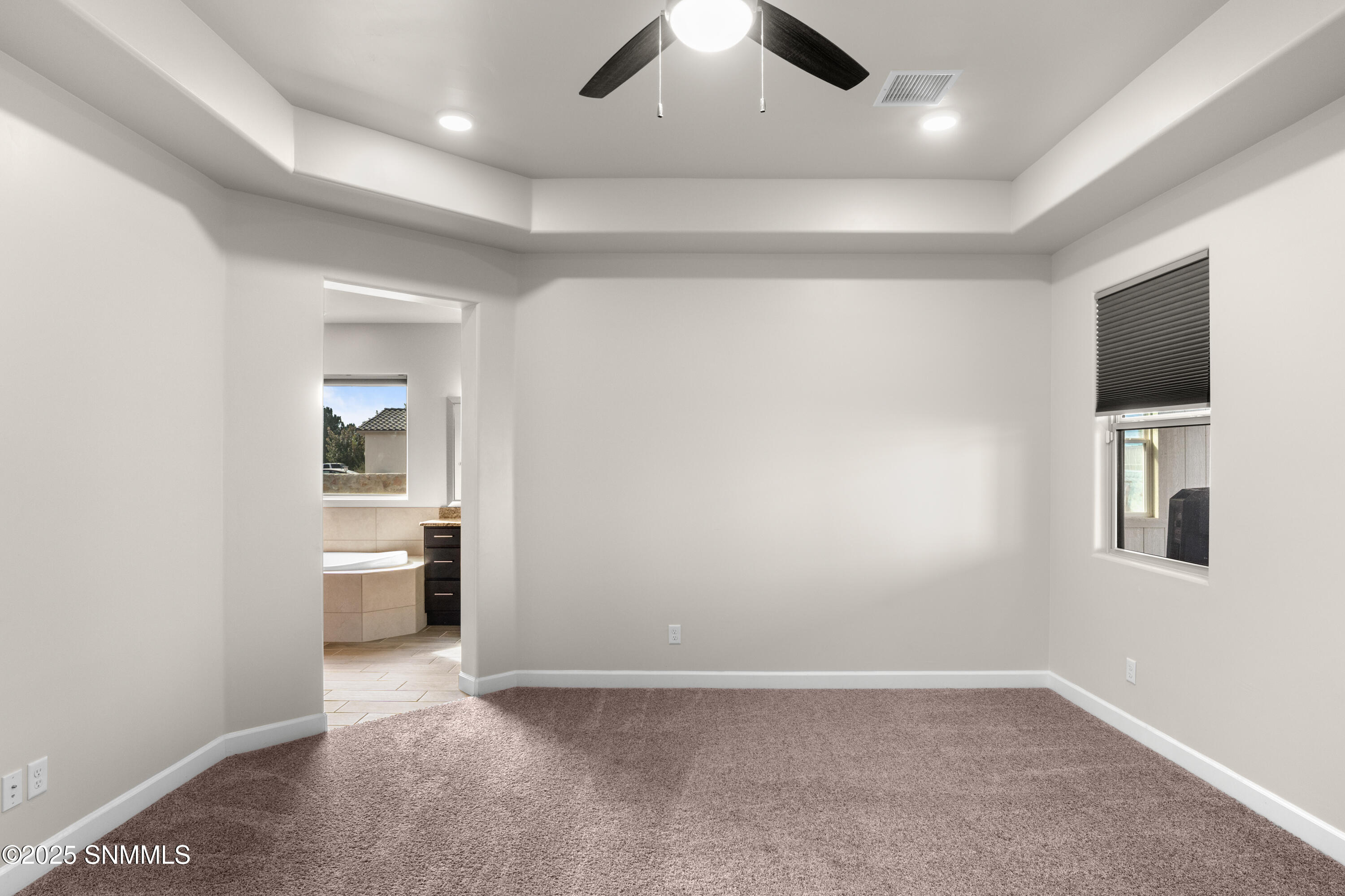 380-Leghorn-MLS-Camera-Guy-24