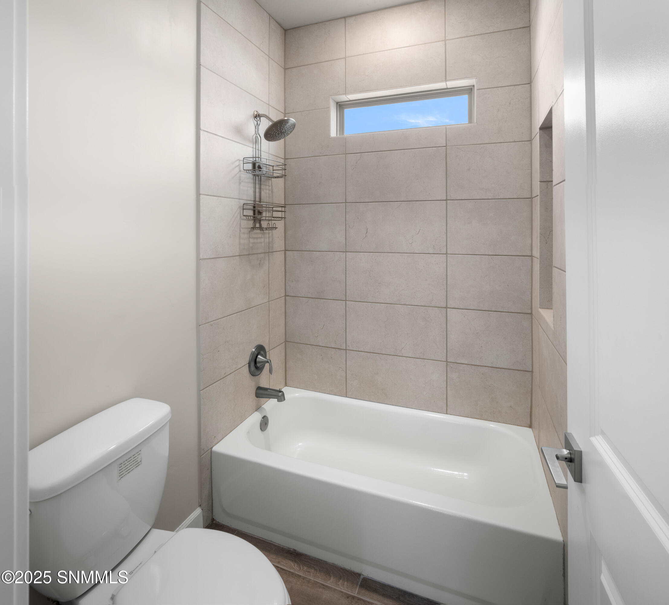 380-Leghorn-MLS-Camera-Guy-43