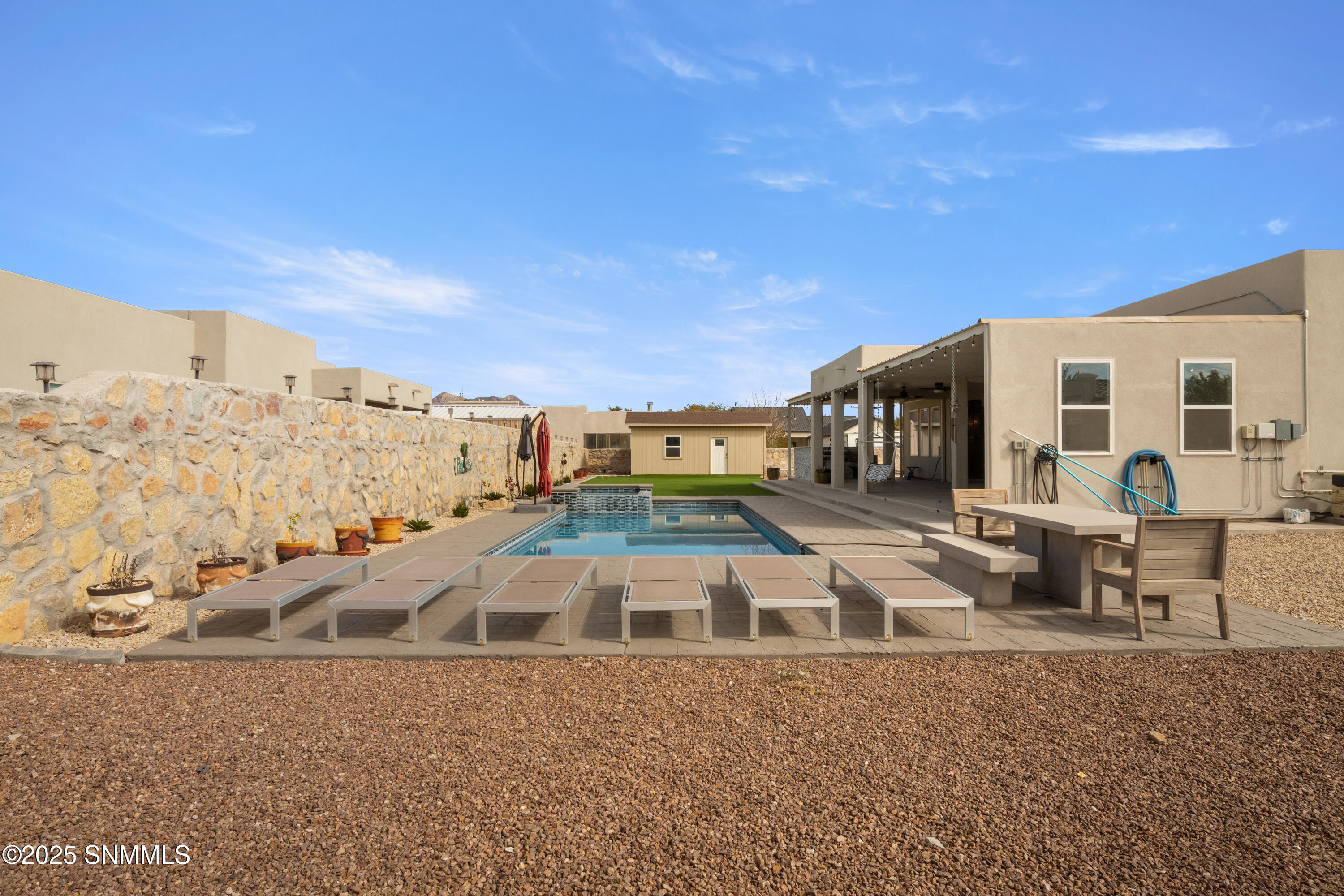 380-Leghorn-MLS-Camera-Guy-58