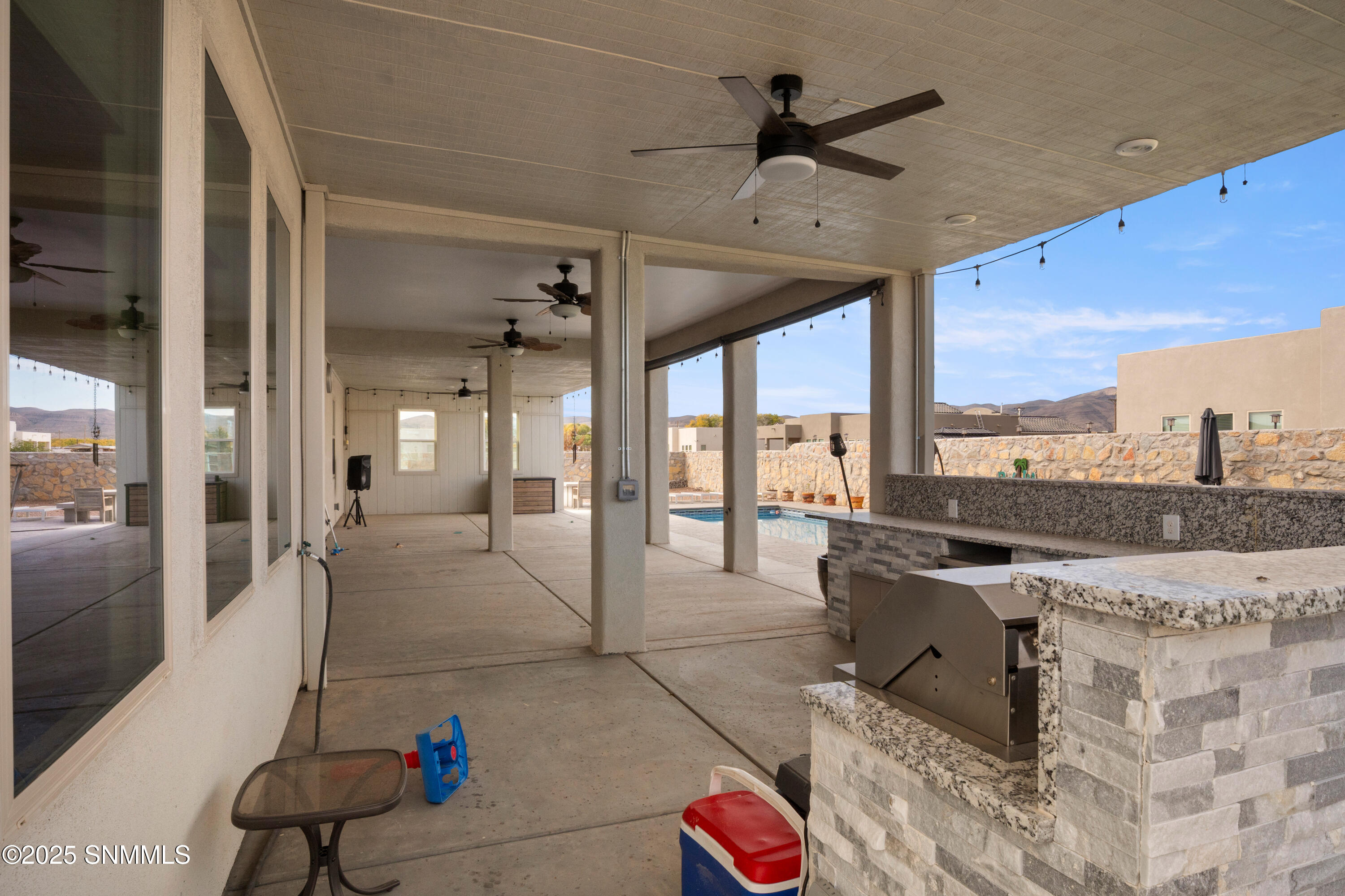 380-Leghorn-MLS-Camera-Guy-53