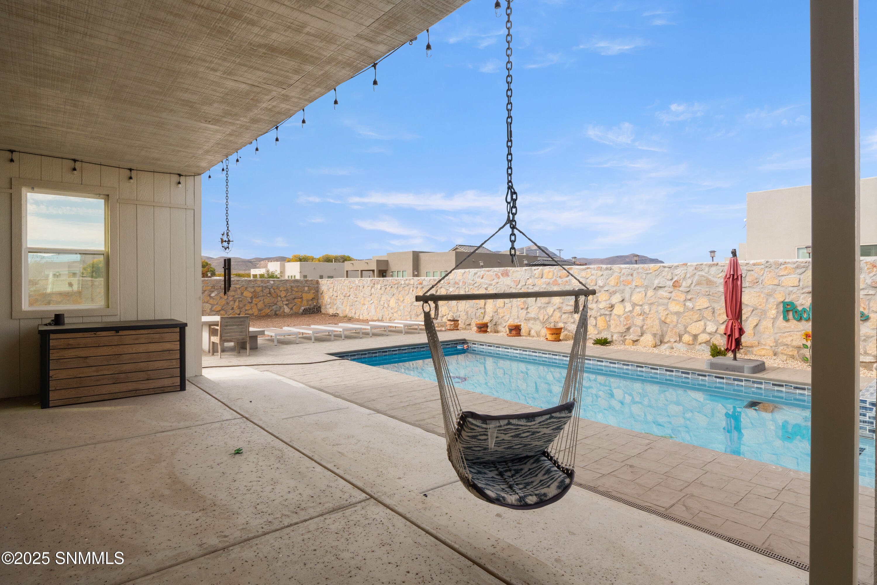 380-Leghorn-MLS-Camera-Guy-55