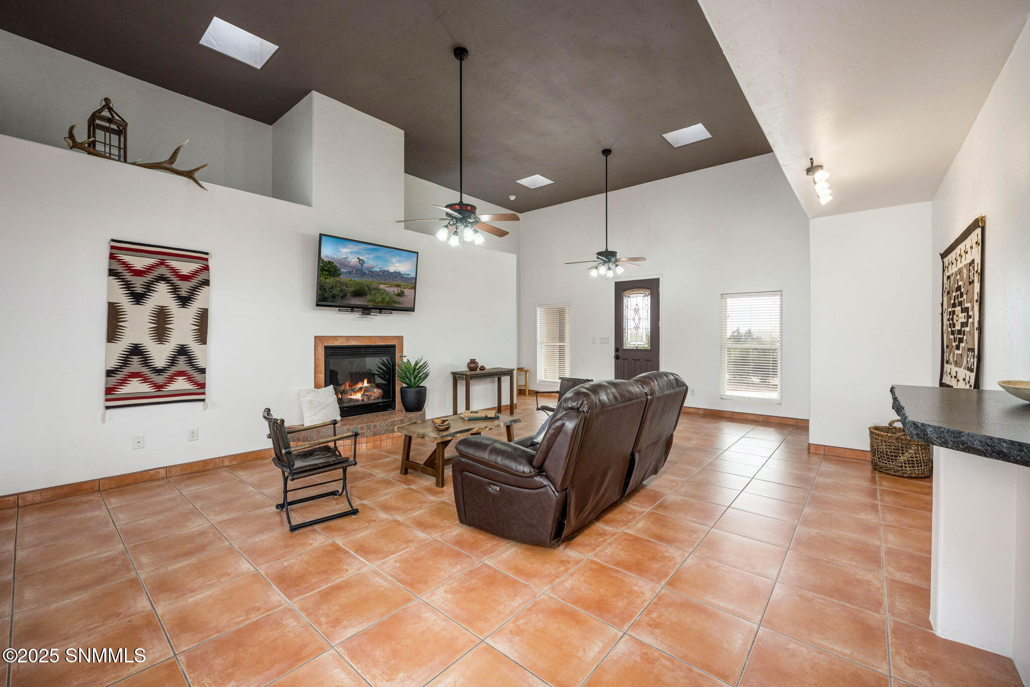 12-web-or-mls-Snappin Homes (SilkOak8801