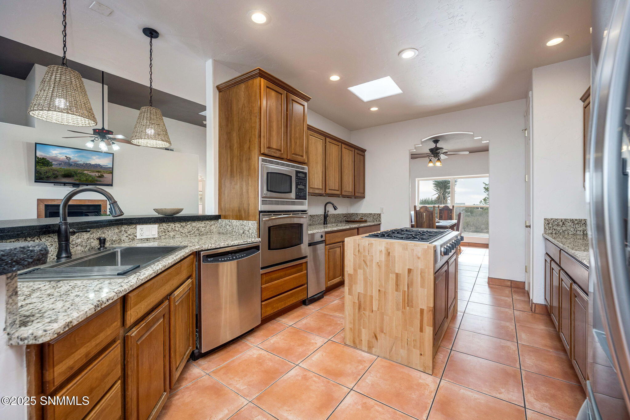 17-web-or-mls-Snappin Homes (SilkOak8801