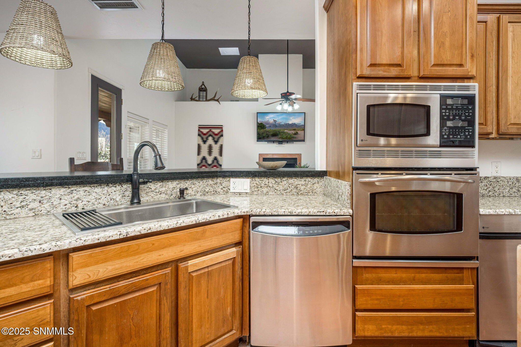 21-web-or-mls-Snappin Homes (SilkOak8801