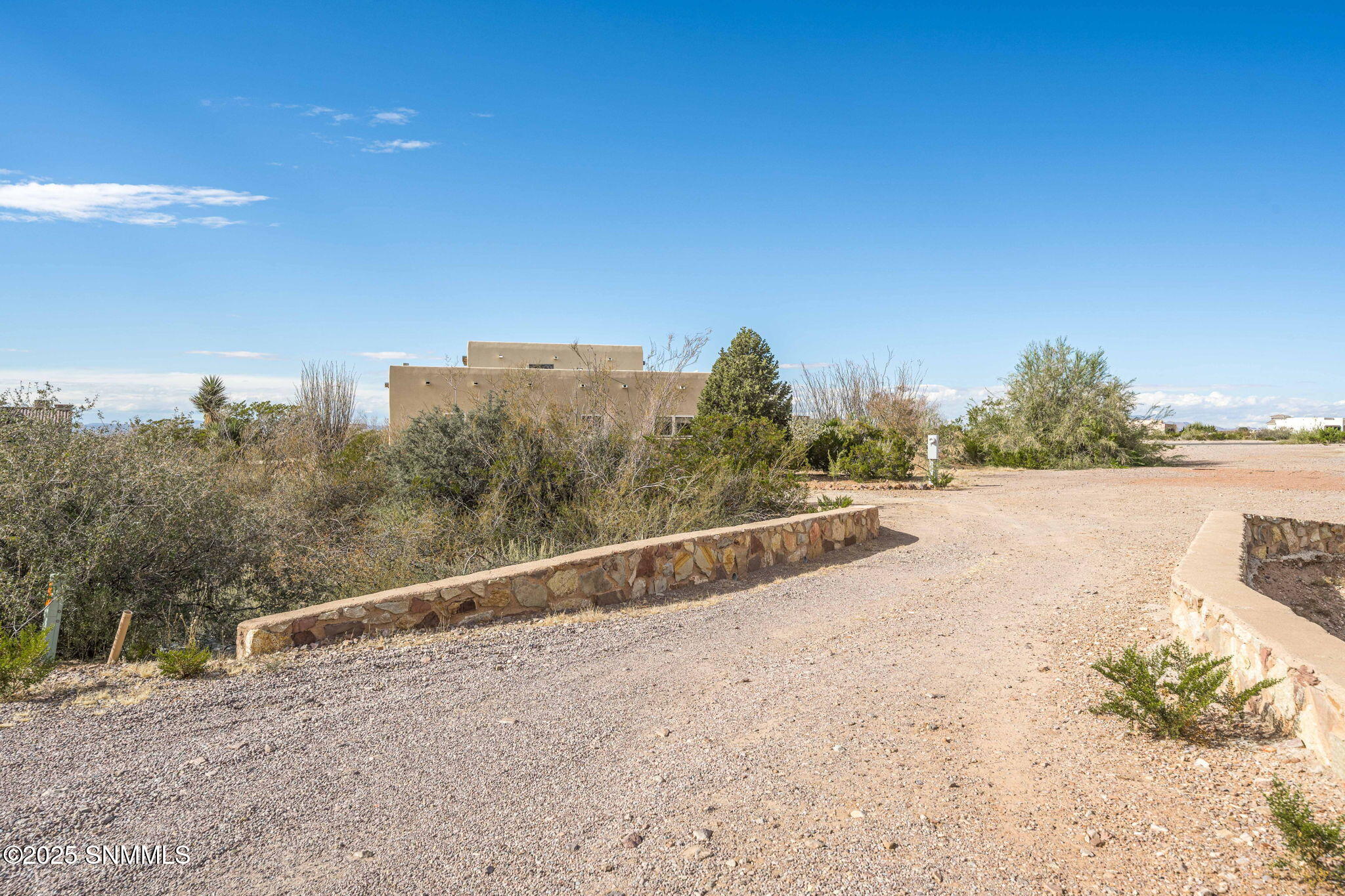 61-web-or-mls-Snappin Homes (SilkOak8801