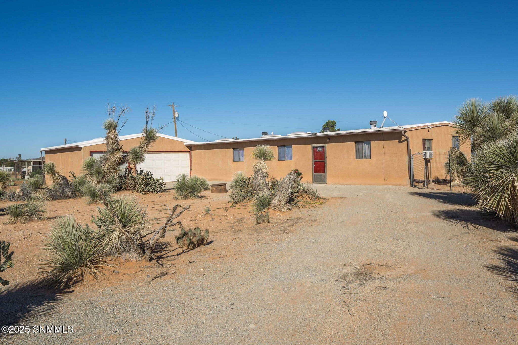 1-web-or-mls-Snappin Homes (Jefferson655