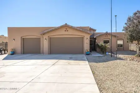 8354 Rancho Vista Loop, La Mesa, New Mexico 88044, 4 Bedrooms Bedrooms, ,3 BathroomsBathrooms,Residential,For Sale,Rancho Vista,2503646