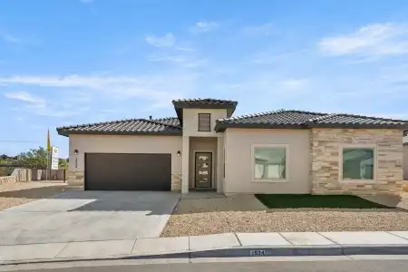 1534 Lenox Avenue, Las Cruces, New Mexico 88005, 3 Bedrooms Bedrooms, ,2.5 BathroomsBathrooms,Residential,For Sale,Lenox,2501078