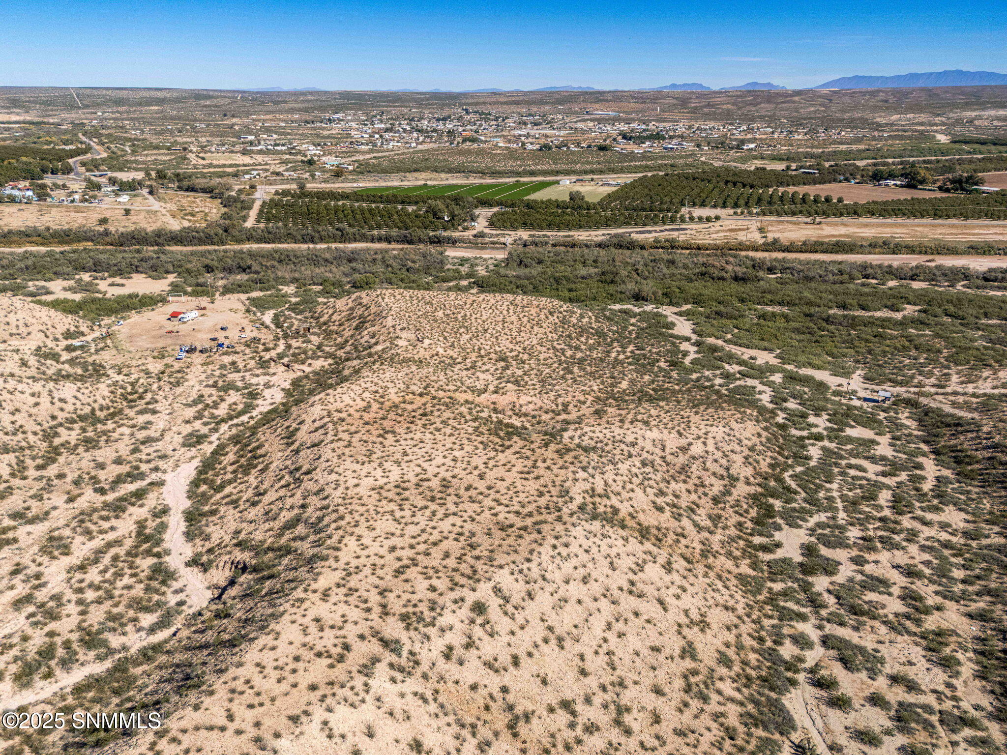 11-web-or-mls-Snappin Homes (RockyAcresR