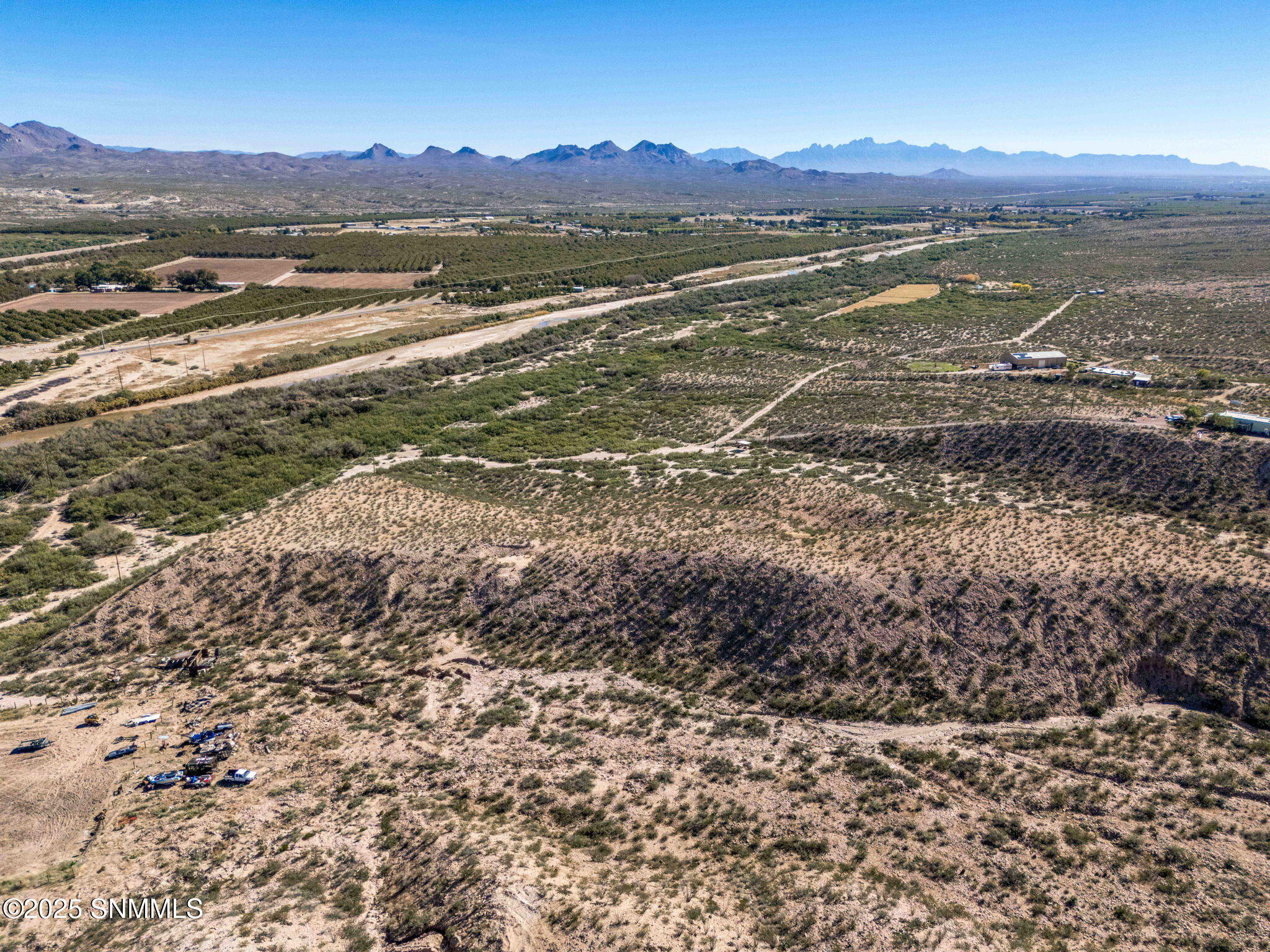 14-web-or-mls-Snappin Homes (RockyAcresR