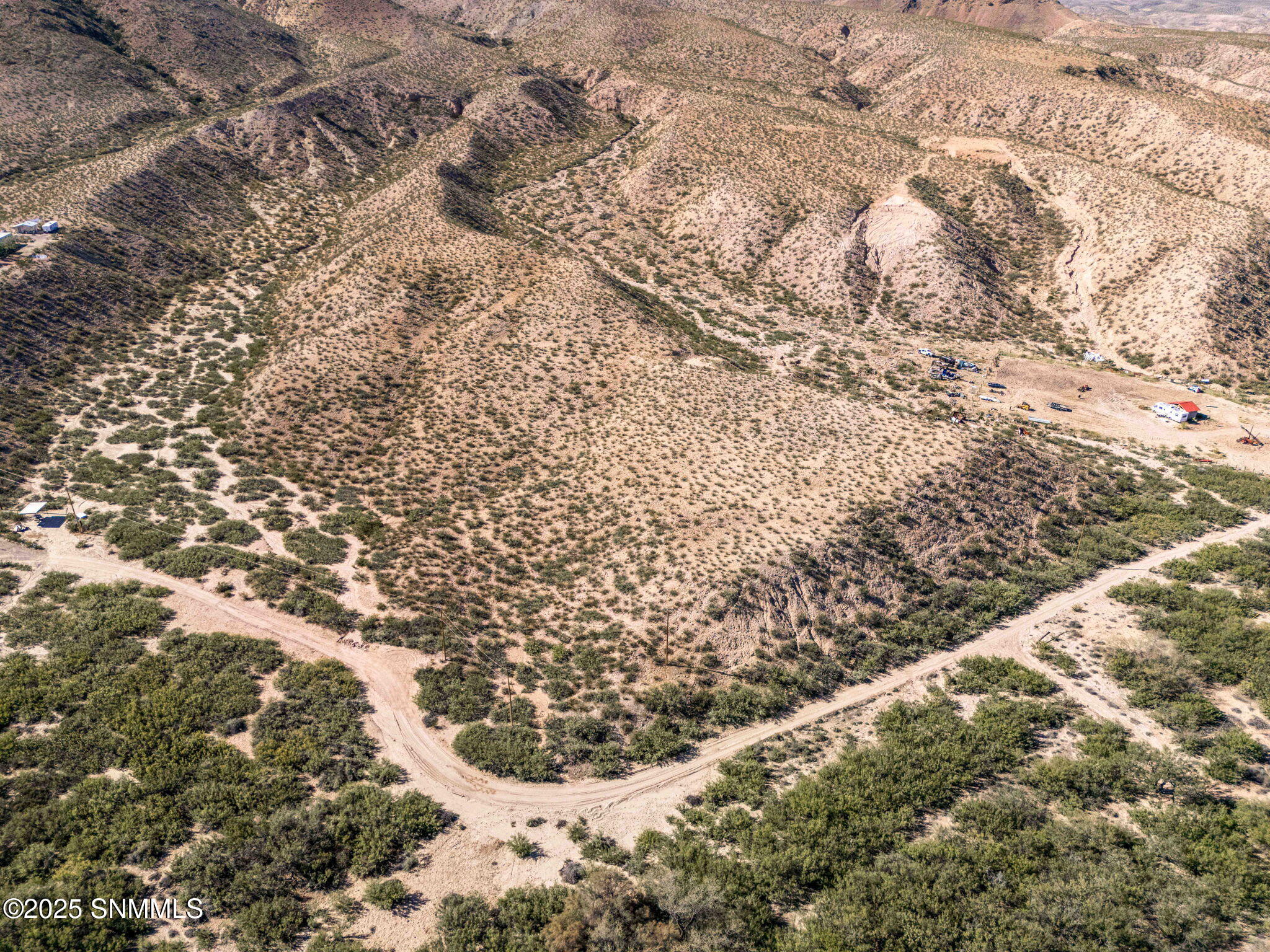 9-web-or-mls-Snappin Homes (RockyAcresR0