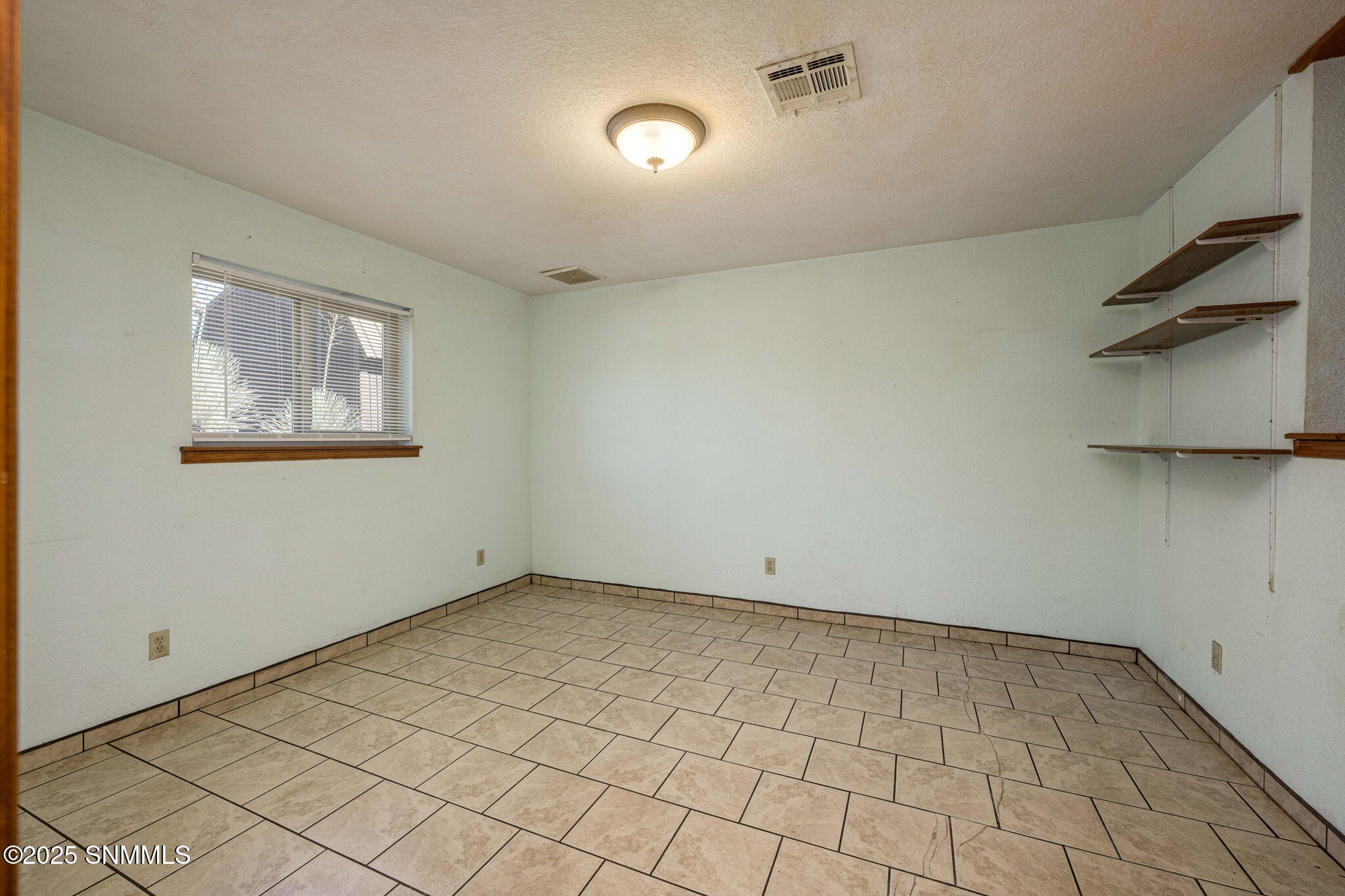 14-web-or-mls-Snappin Homes (FelizReal54