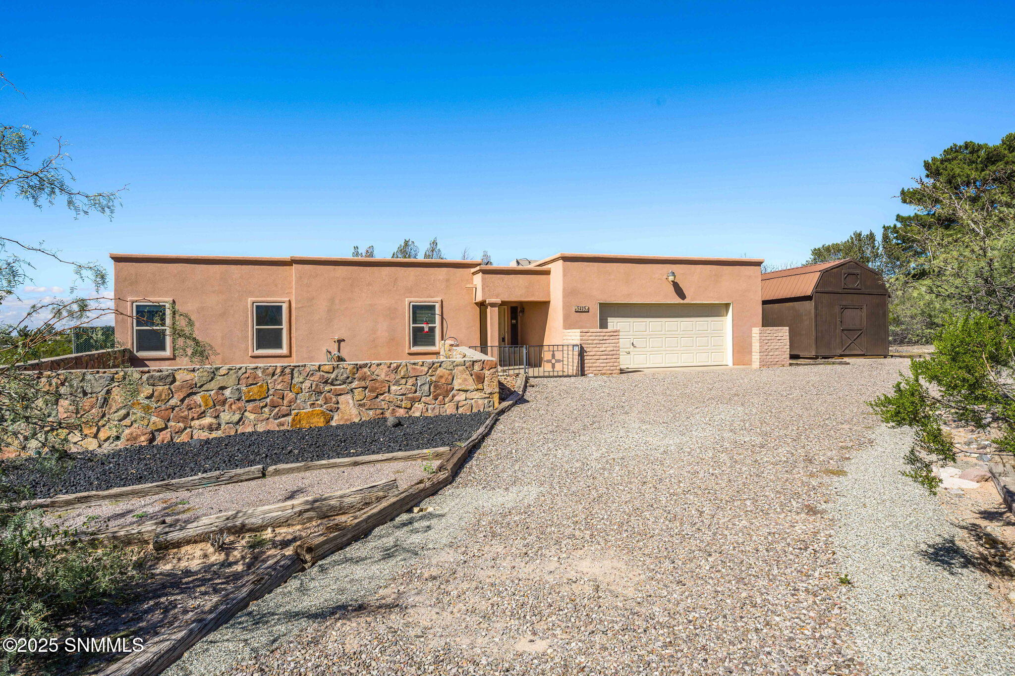 1-web-or-mls-Snappin Homes (FelizReal542