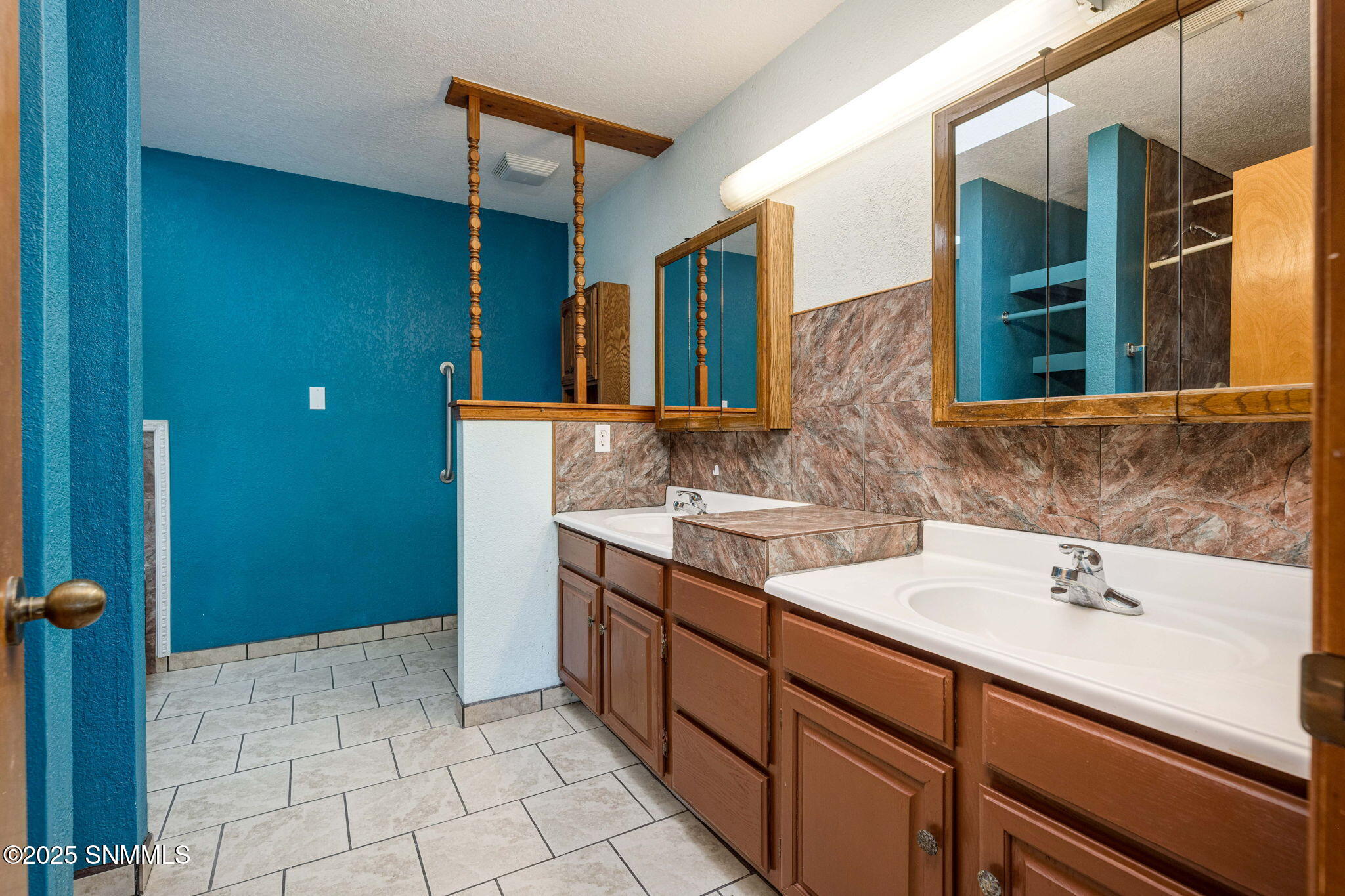 25-web-or-mls-Snappin Homes (FelizReal54