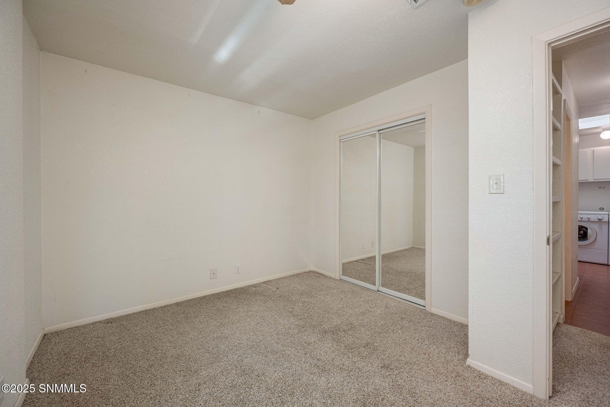 31-web-or-mls-Snappin Homes (Hwy28_6535)