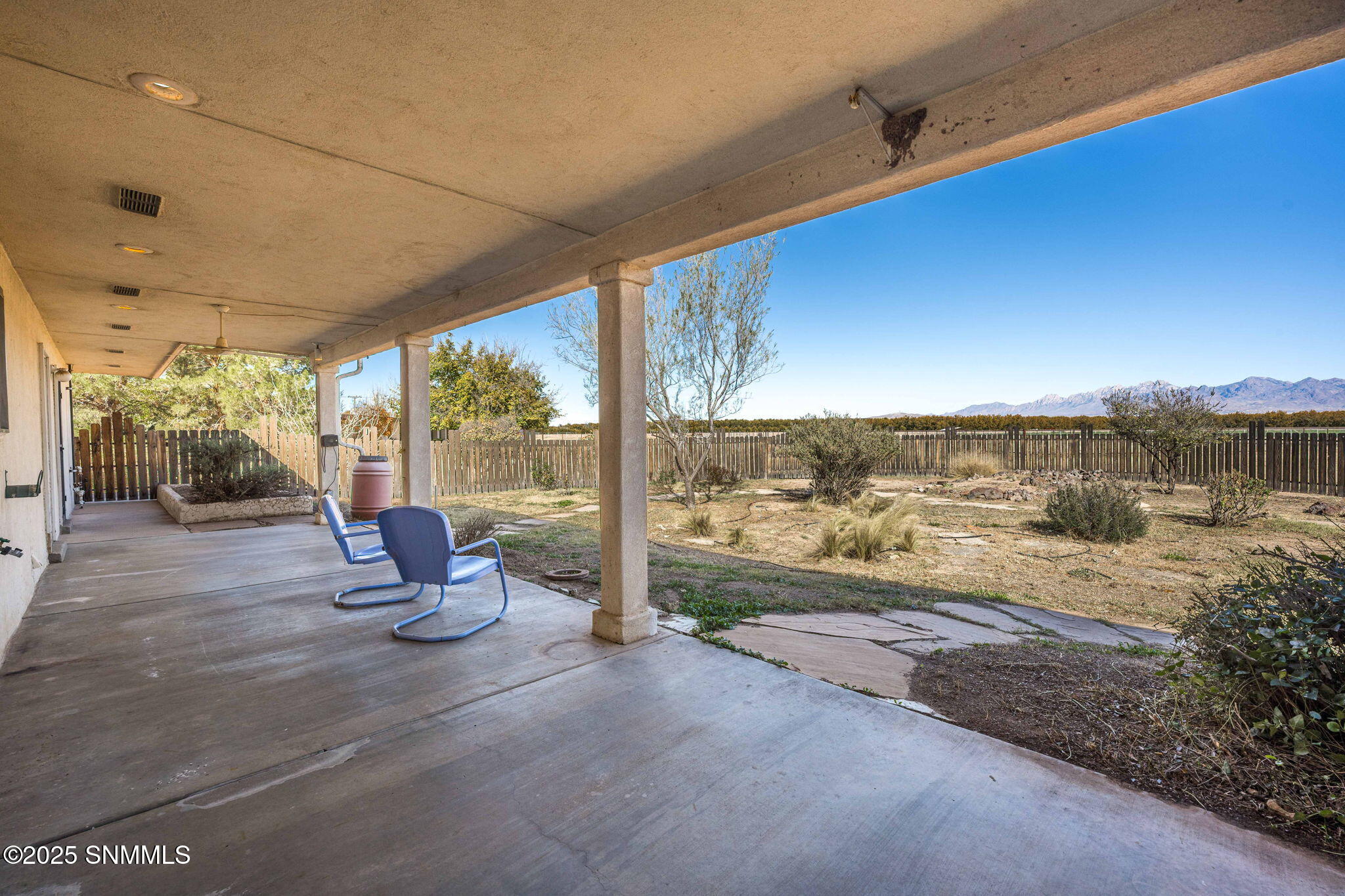 37-web-or-mls-Snappin Homes (Hwy28_6535)