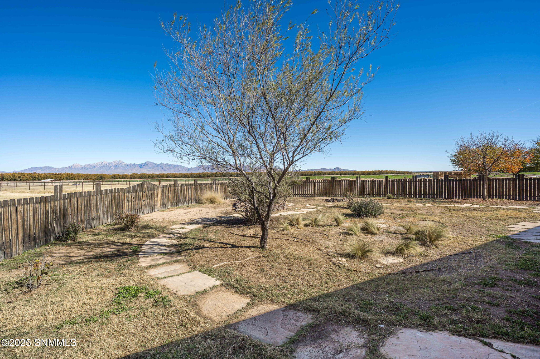 44-web-or-mls-Snappin Homes (Hwy28_6535)