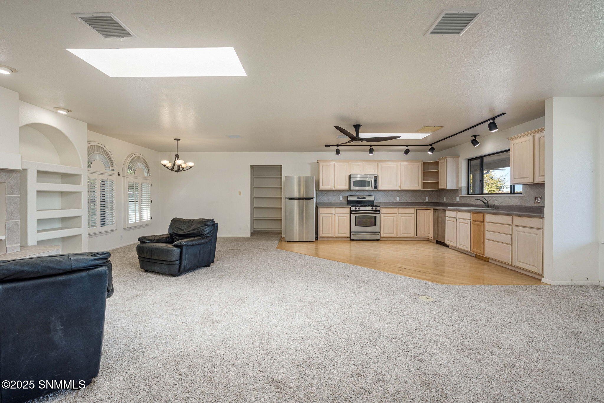 8-web-or-mls-Snappin Homes (Hwy28_6535)-