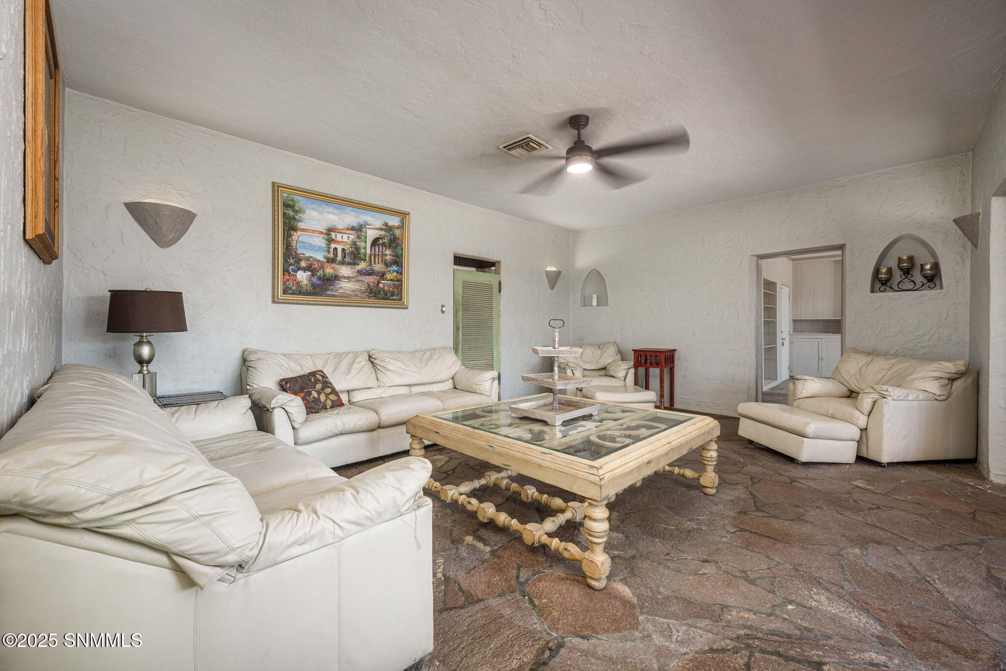 7-web-or-mls-Snappin Homes (Hwy478_6220)