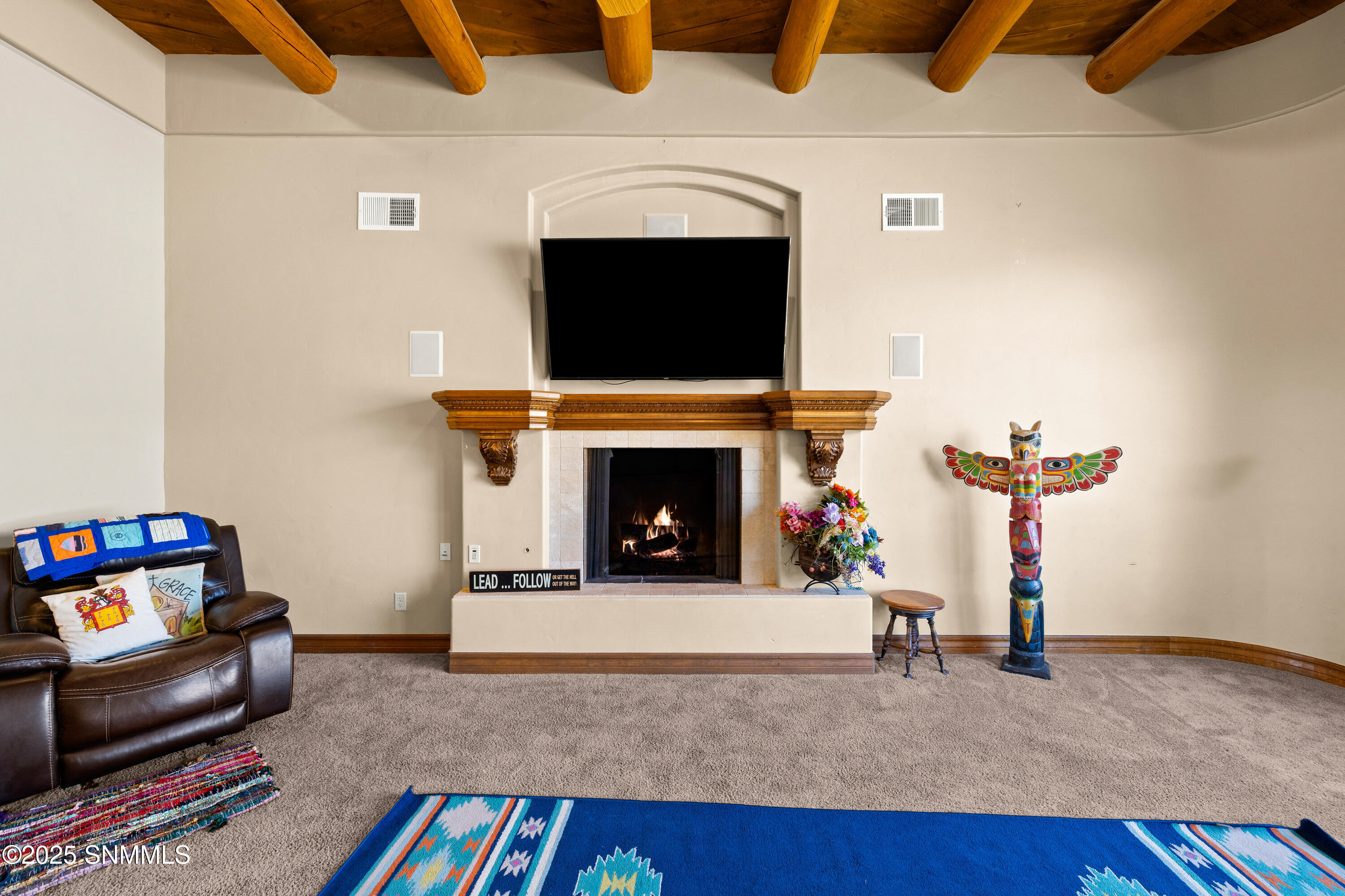 5041-Silver-King-MLS-Camera-Guy-18