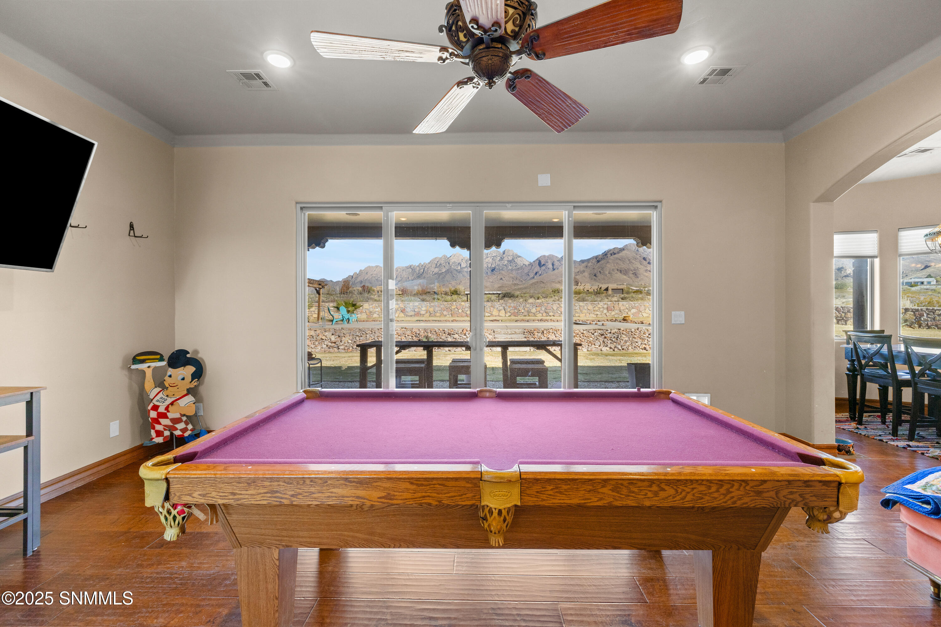 5041-Silver-King-MLS-Camera-Guy-33