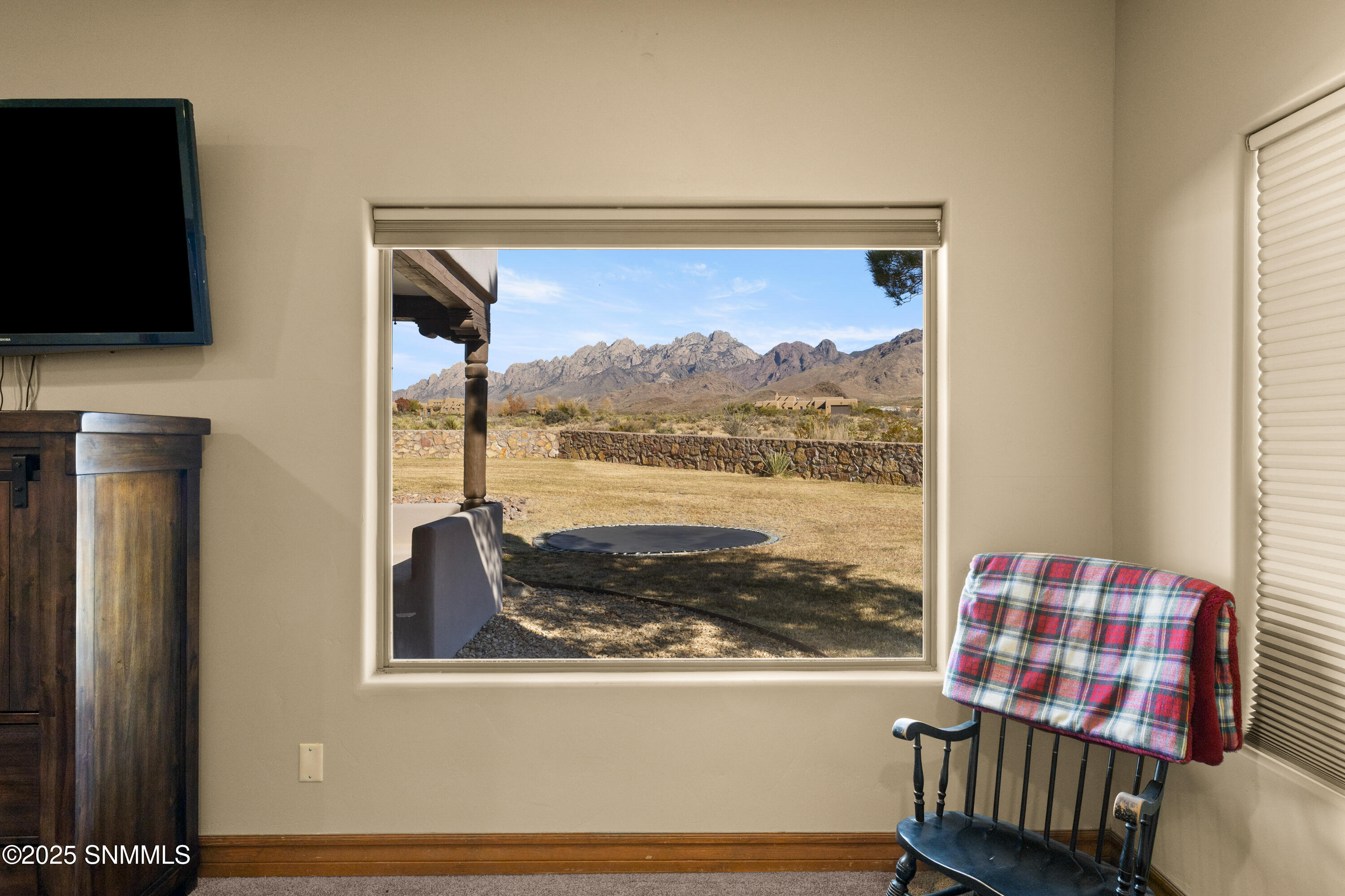 5041-Silver-King-MLS-Camera-Guy-40