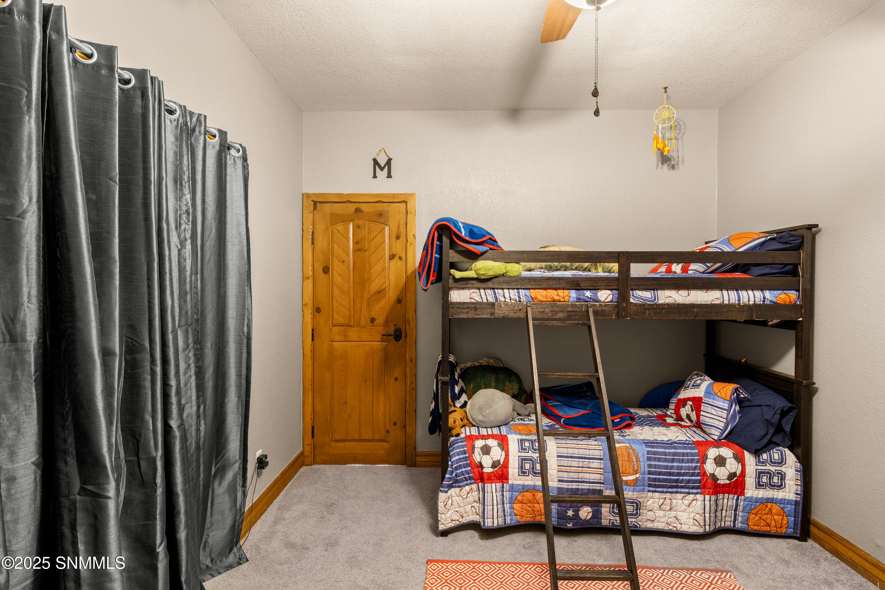 5041-Silver-King-MLS-Camera-Guy-52