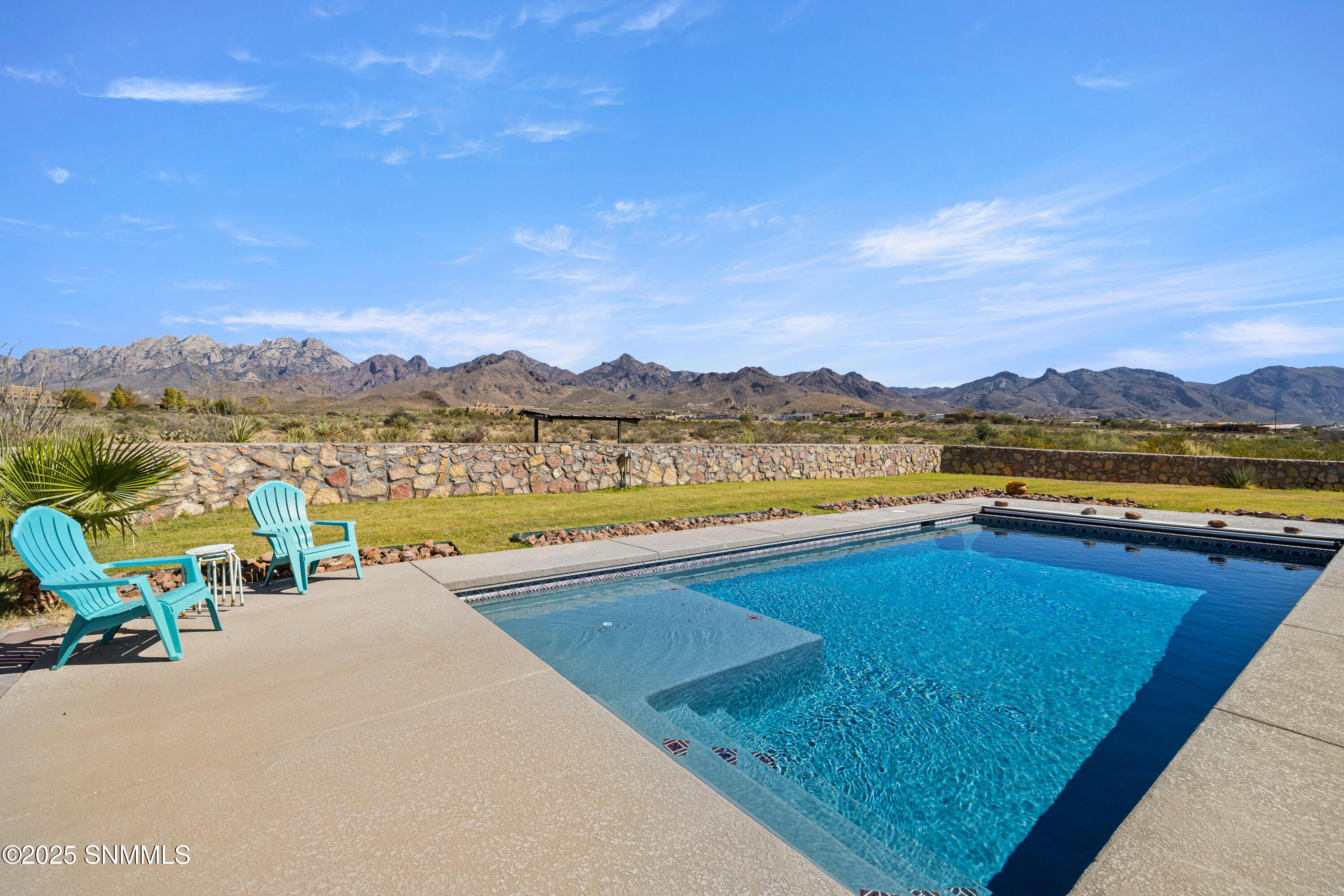 5041-Silver-King-MLS-Camera-Guy-71