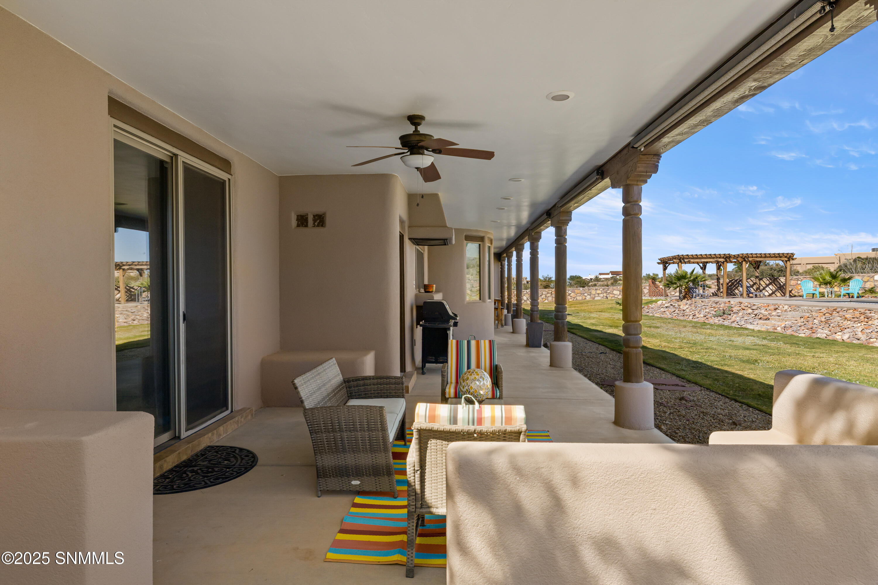 5041-Silver-King-MLS-Camera-Guy-78