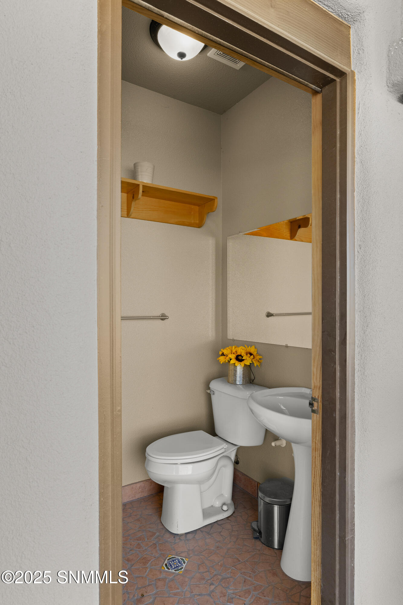 5041-Silver-King-MLS-Camera-Guy-86