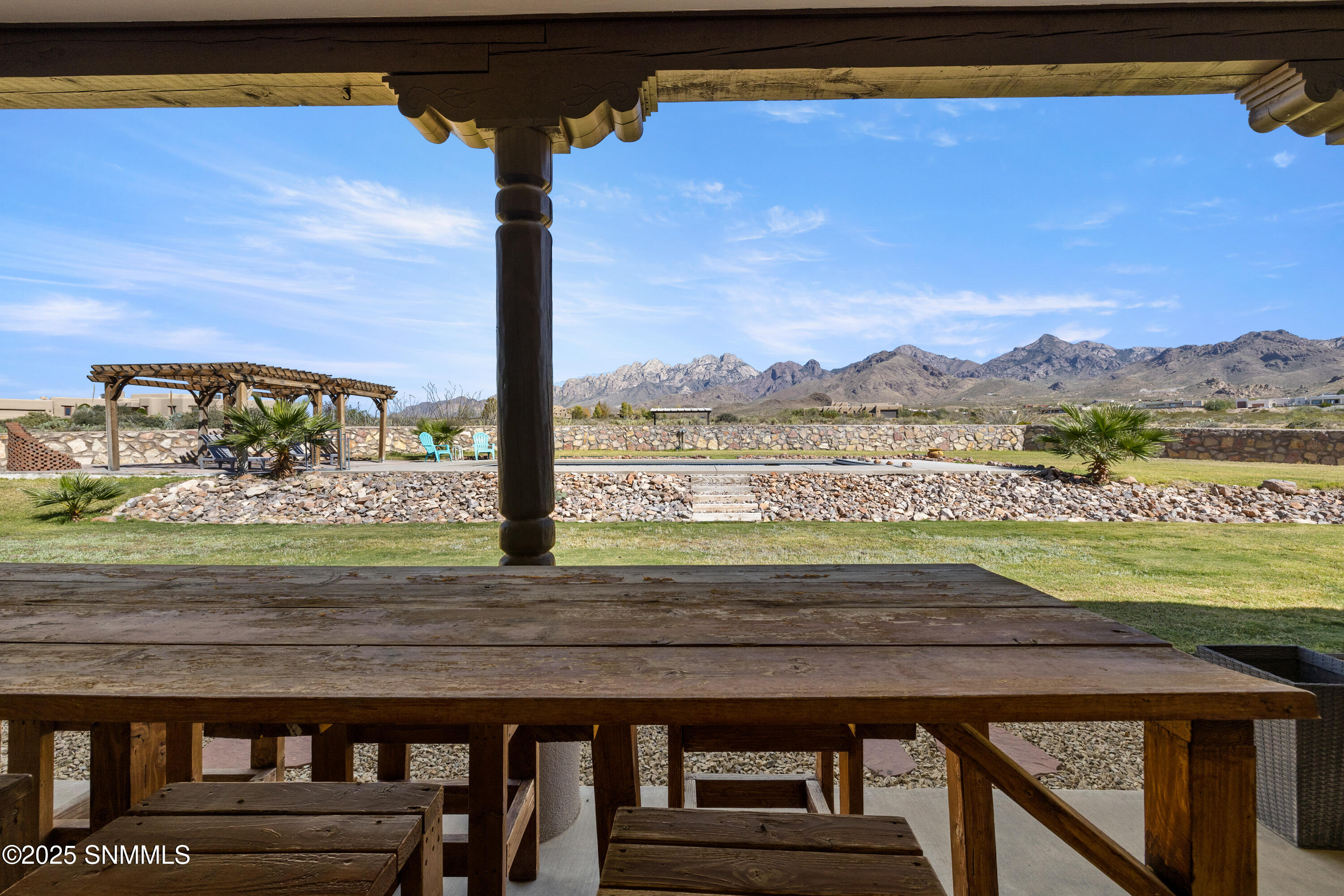 5041-Silver-King-MLS-Camera-Guy-79