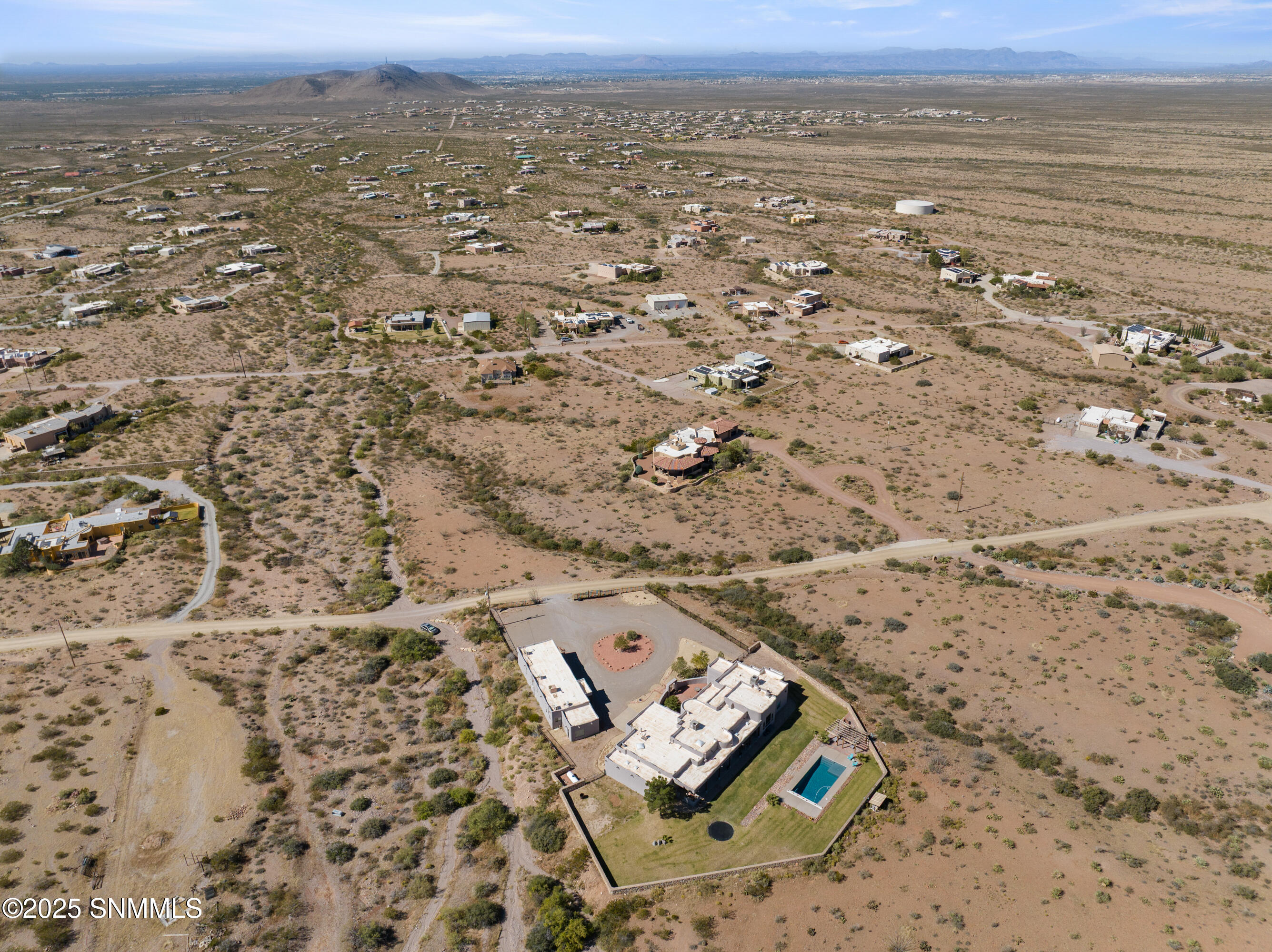 5041-Silver-King-MLS-Camera-Guy-95