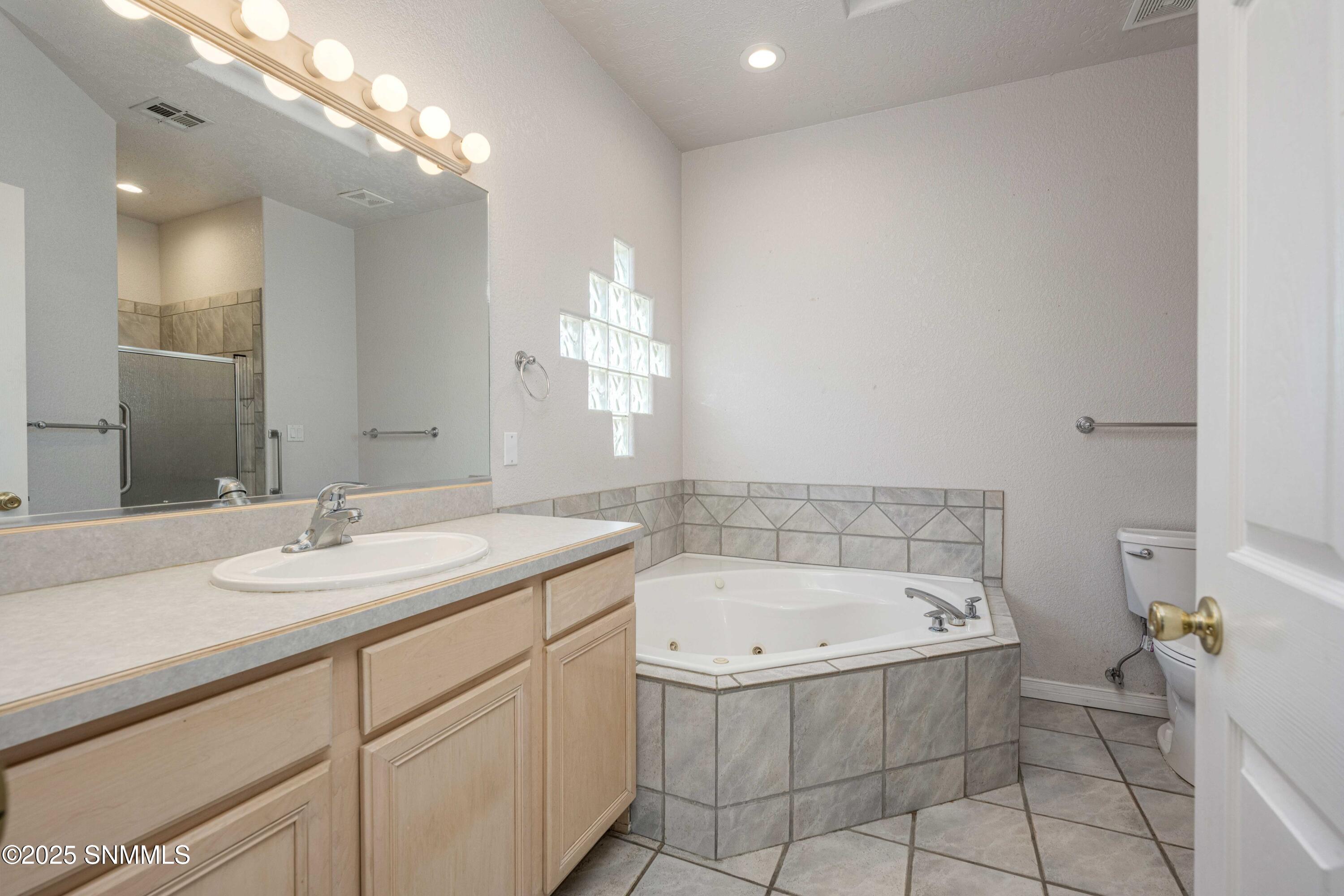 Snappin Homes (RockCanyon4642)-21