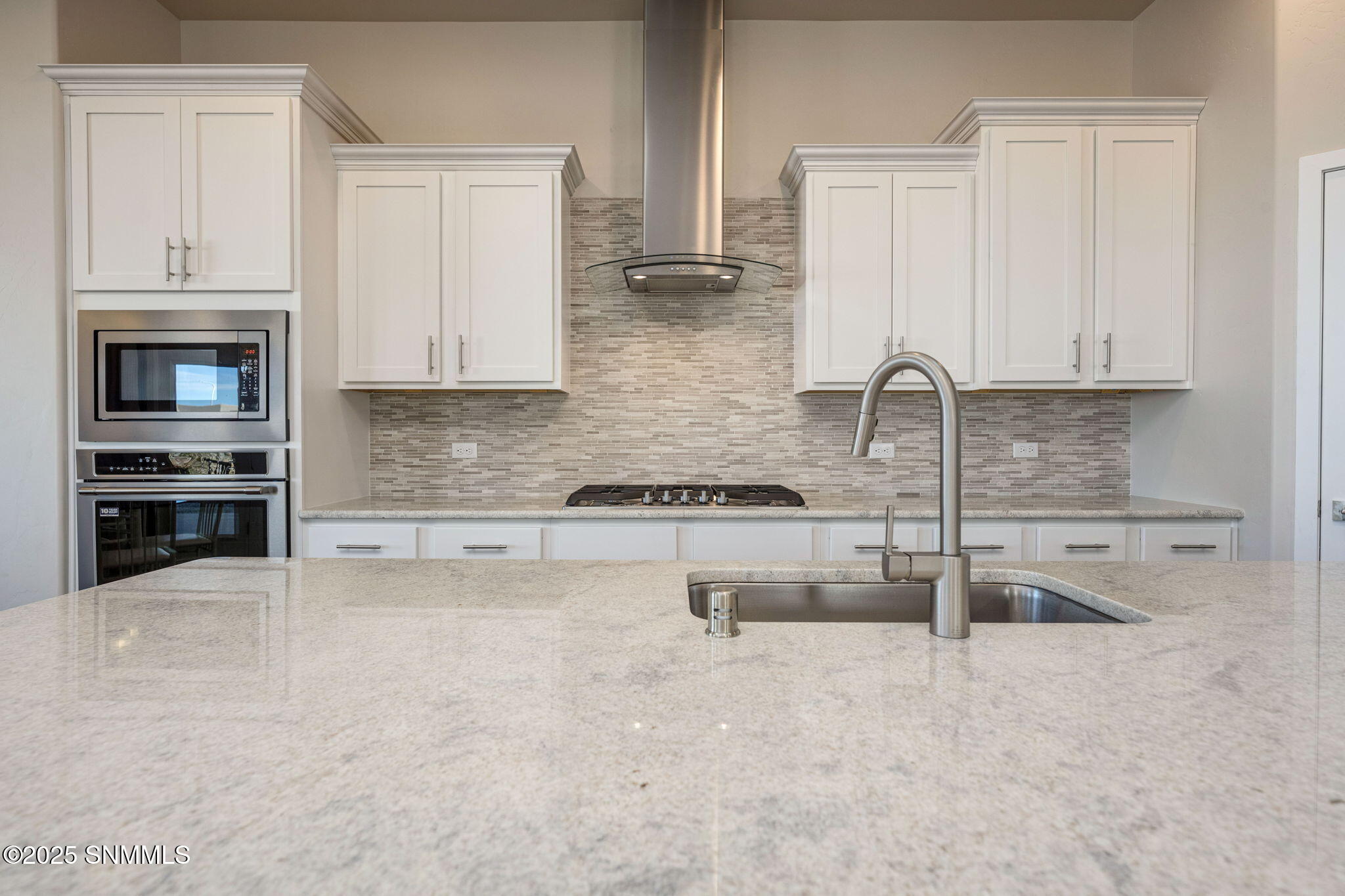 17-web-or-mls-Snappin Homes (BalticGreen