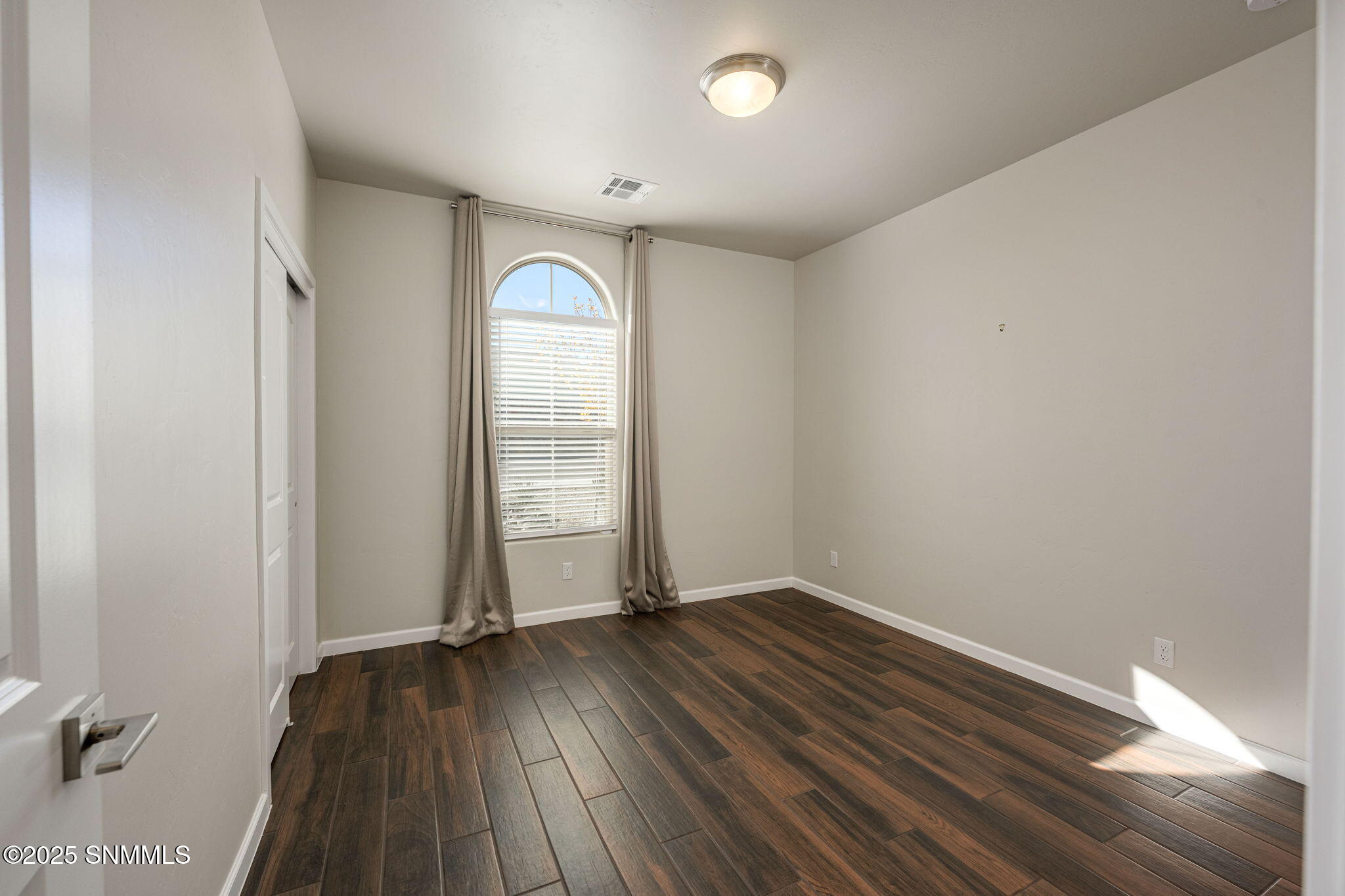 37-web-or-mls-Snappin Homes (BalticGreen