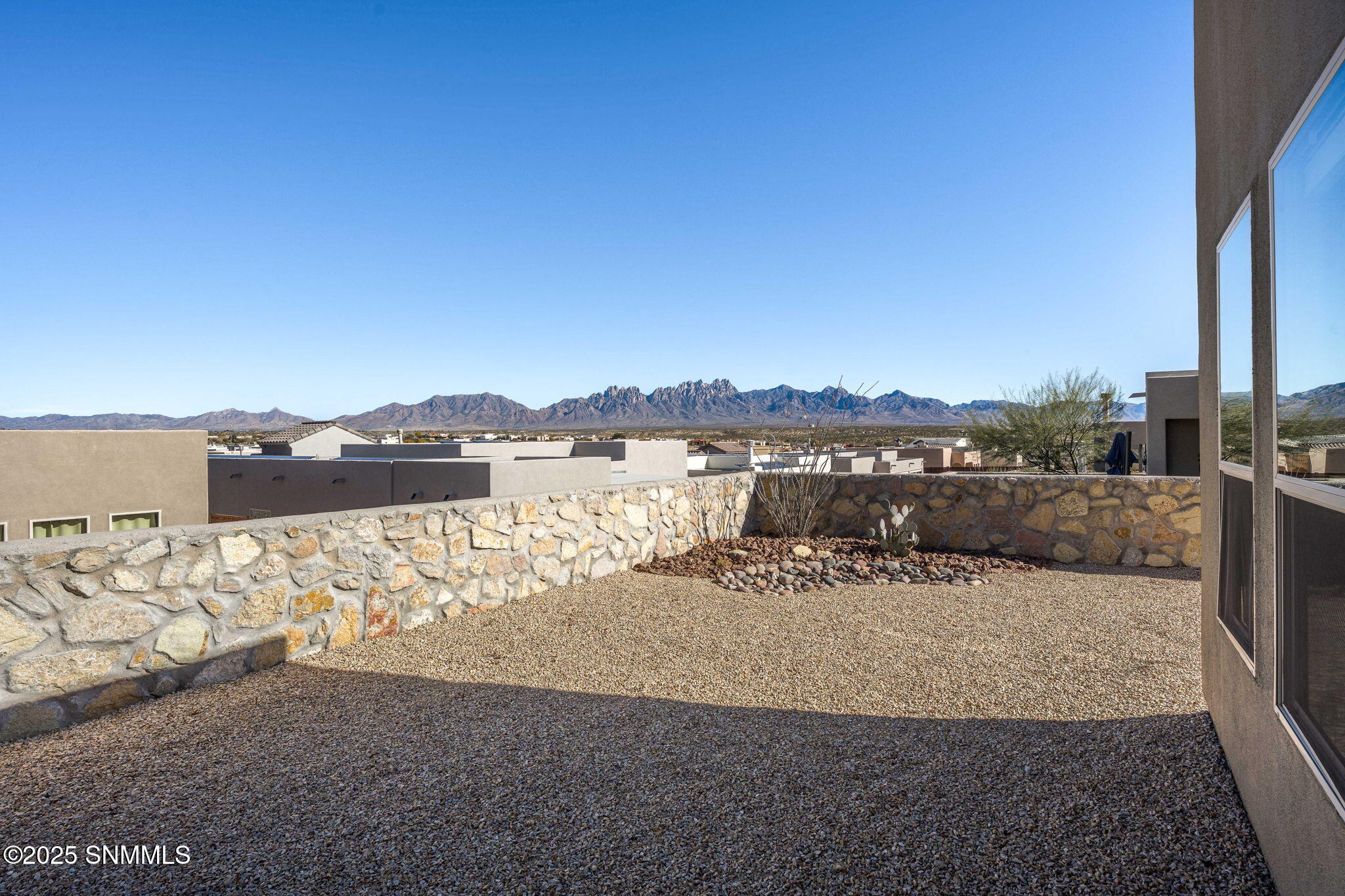 48-web-or-mls-Snappin Homes (BalticGreen