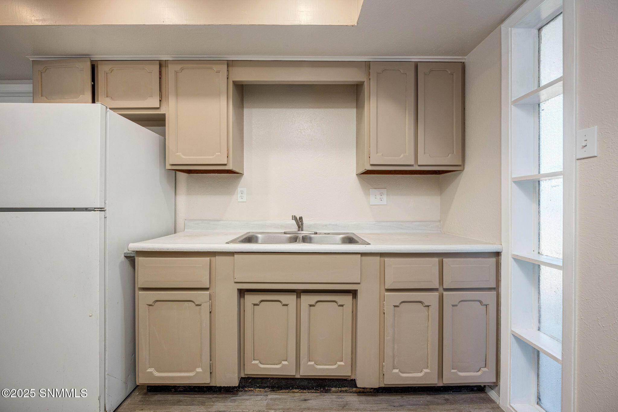 13-web-or-mls-Snappin Homes (Martha1955)