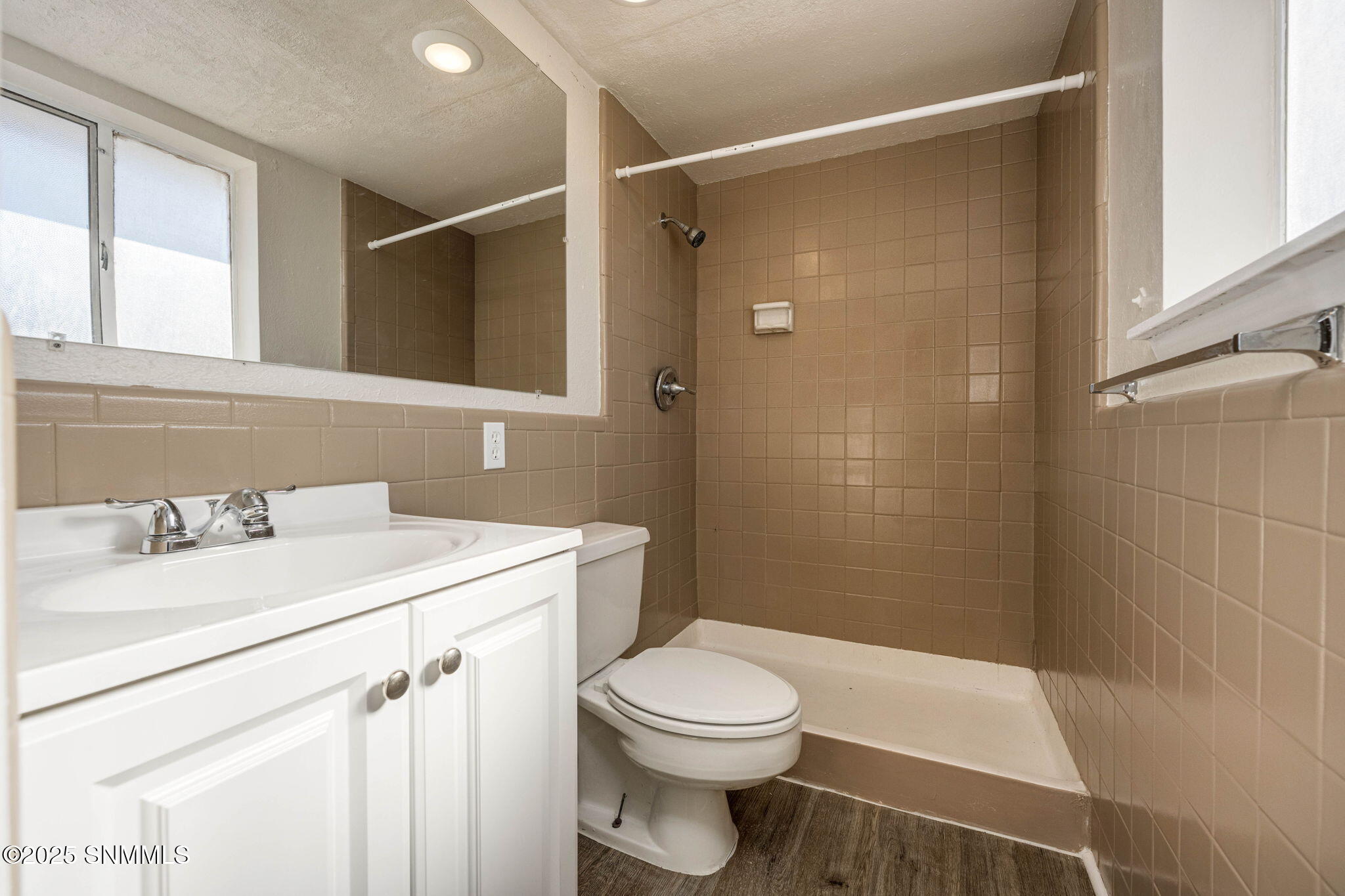 17-web-or-mls-Snappin Homes (Martha1955)