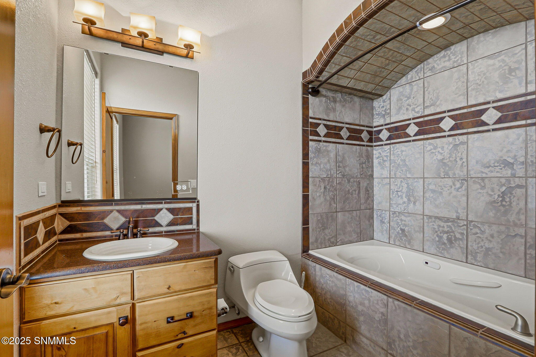 24-web-or-mls-IMG_7154