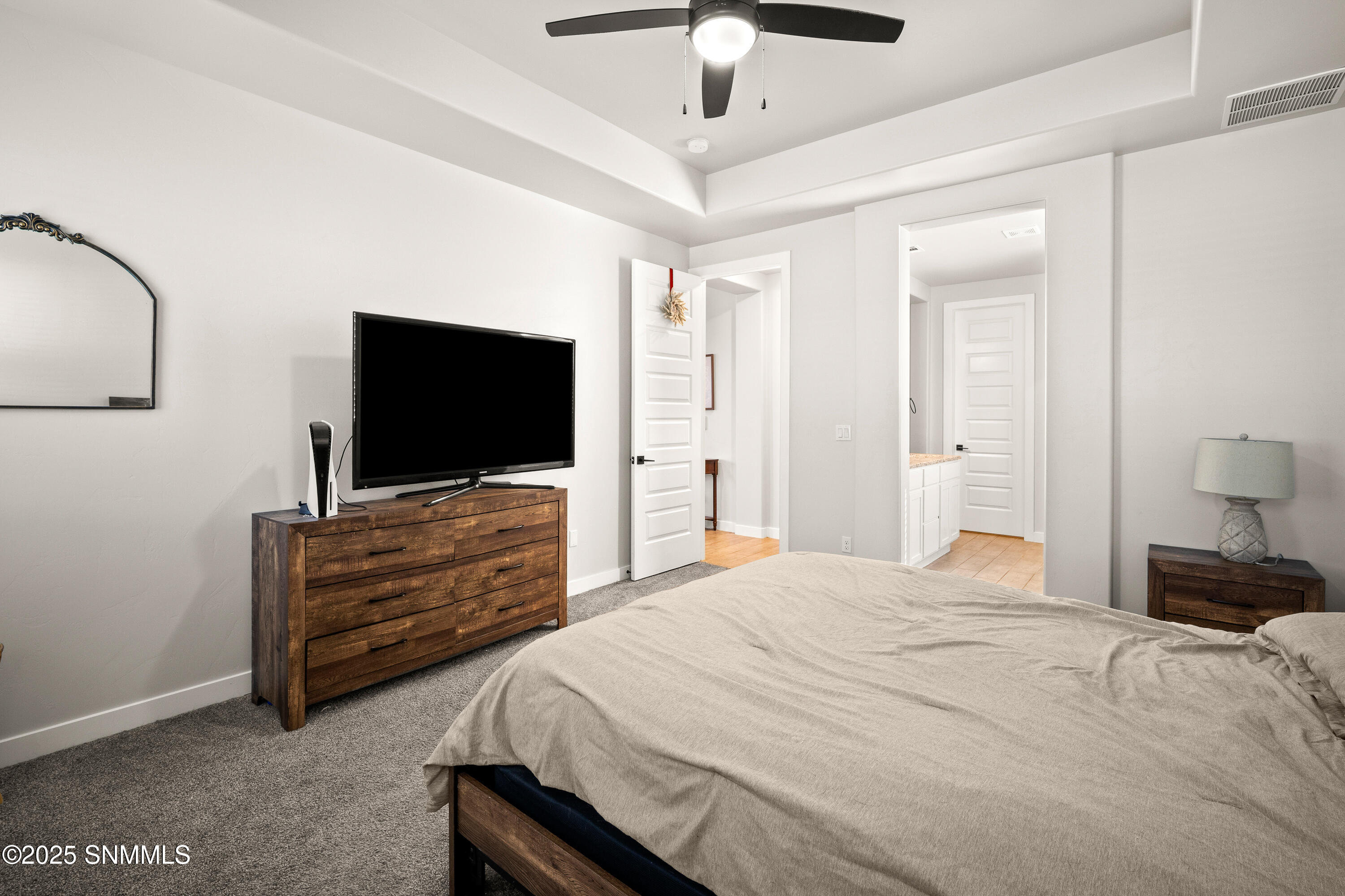 6233-Recoleta-MLS-Camera-Guy-20