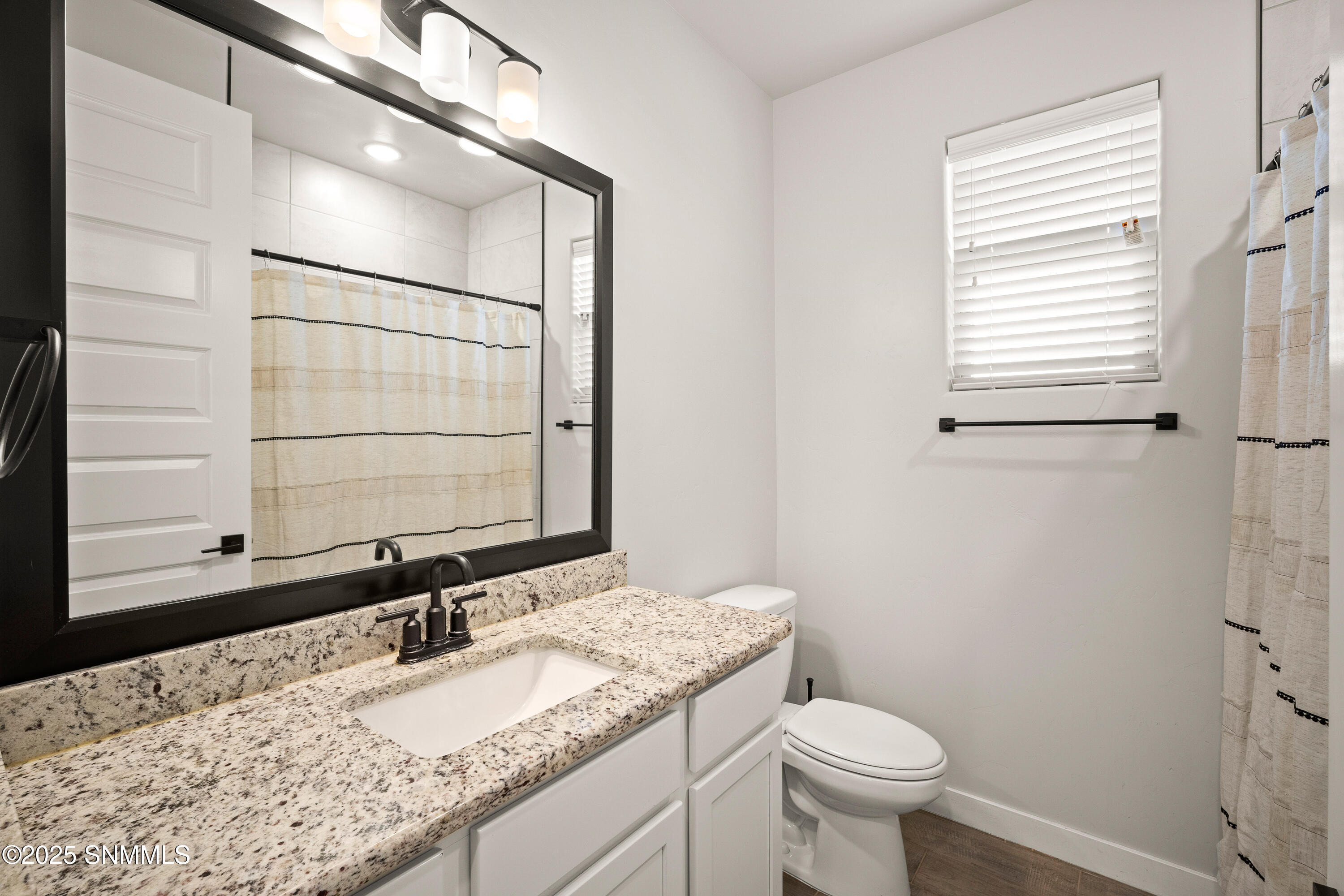 6233-Recoleta-MLS-Camera-Guy-29