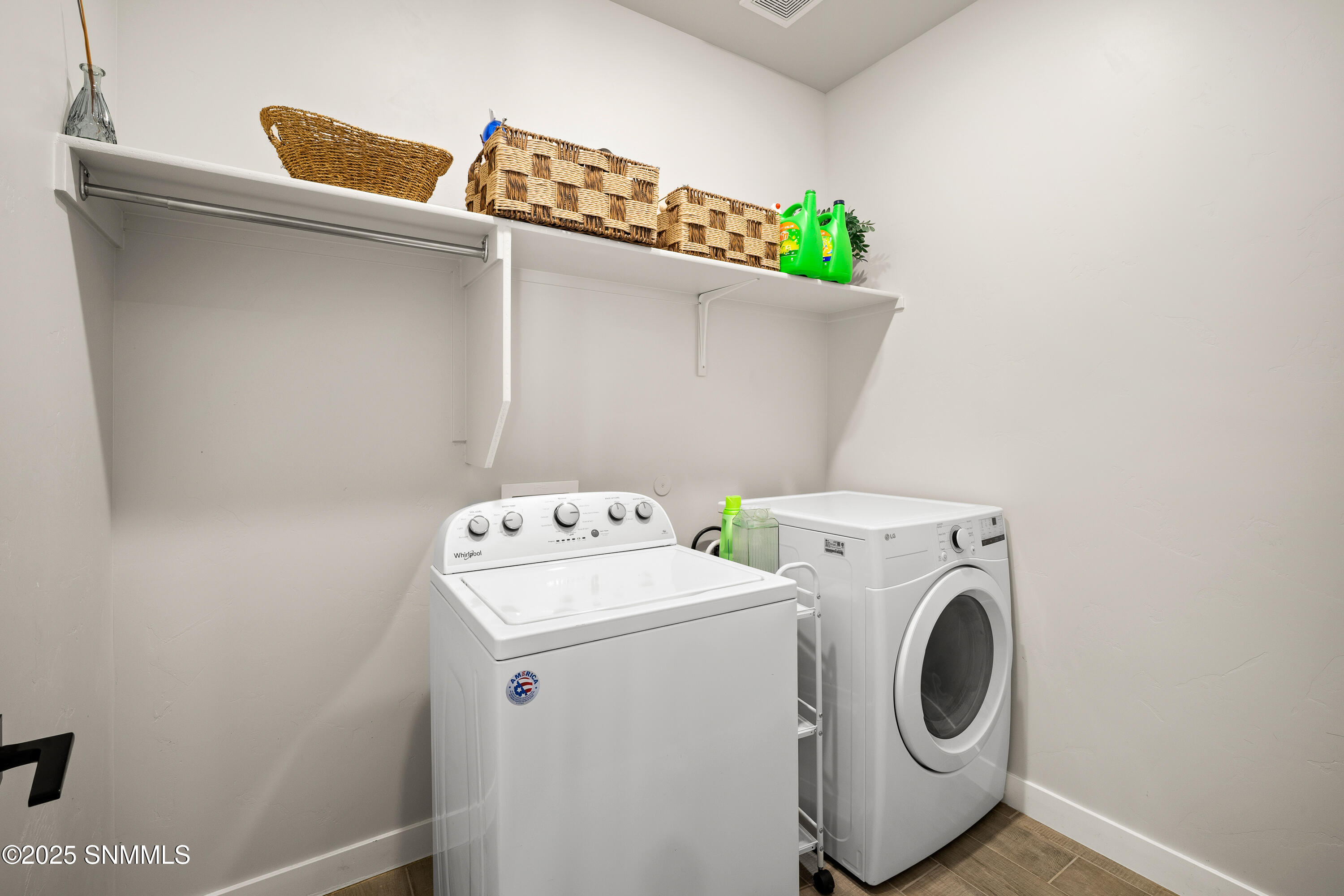 6233-Recoleta-MLS-Camera-Guy-33