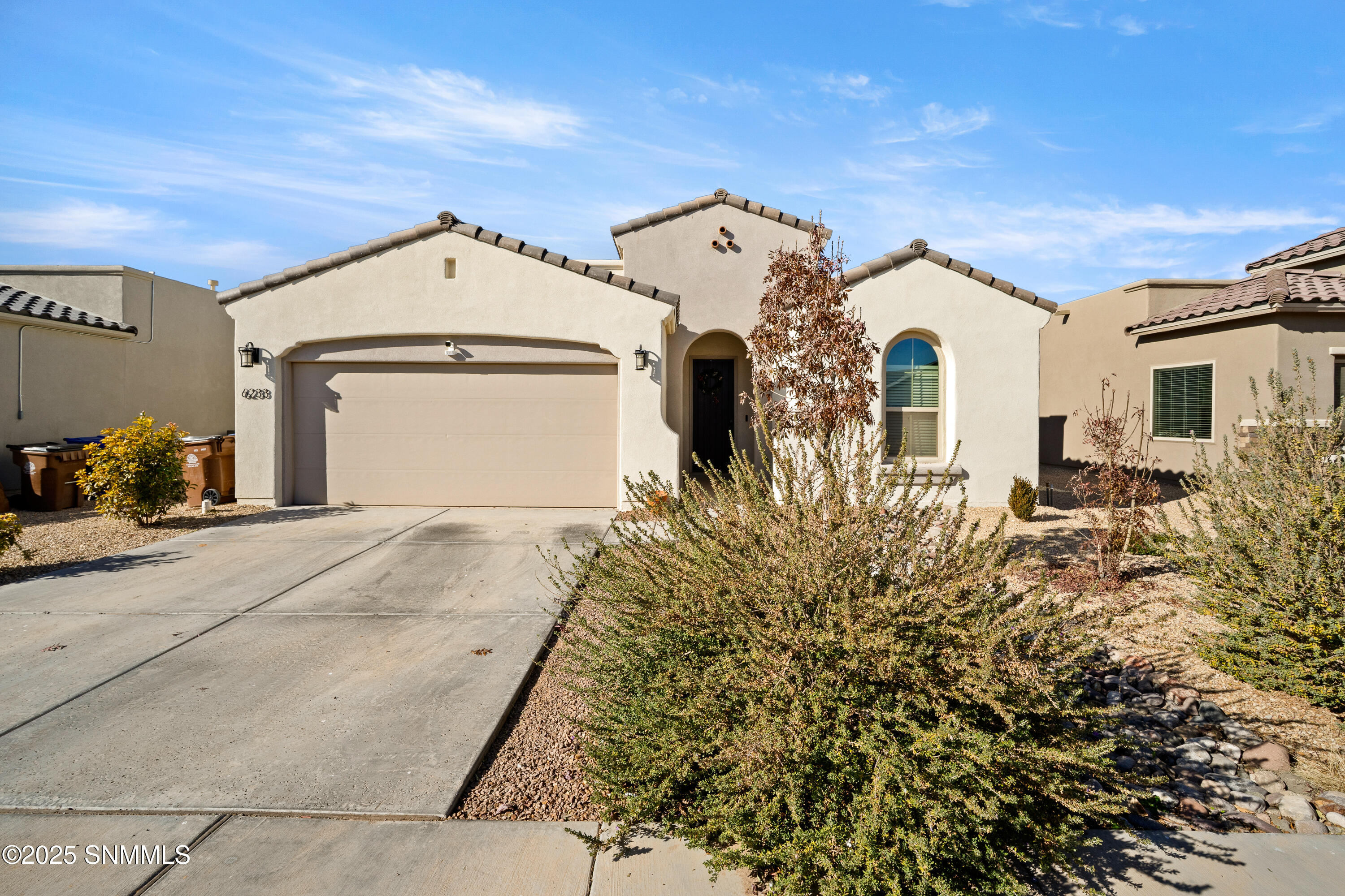 6233-Recoleta-MLS-Camera-Guy-2